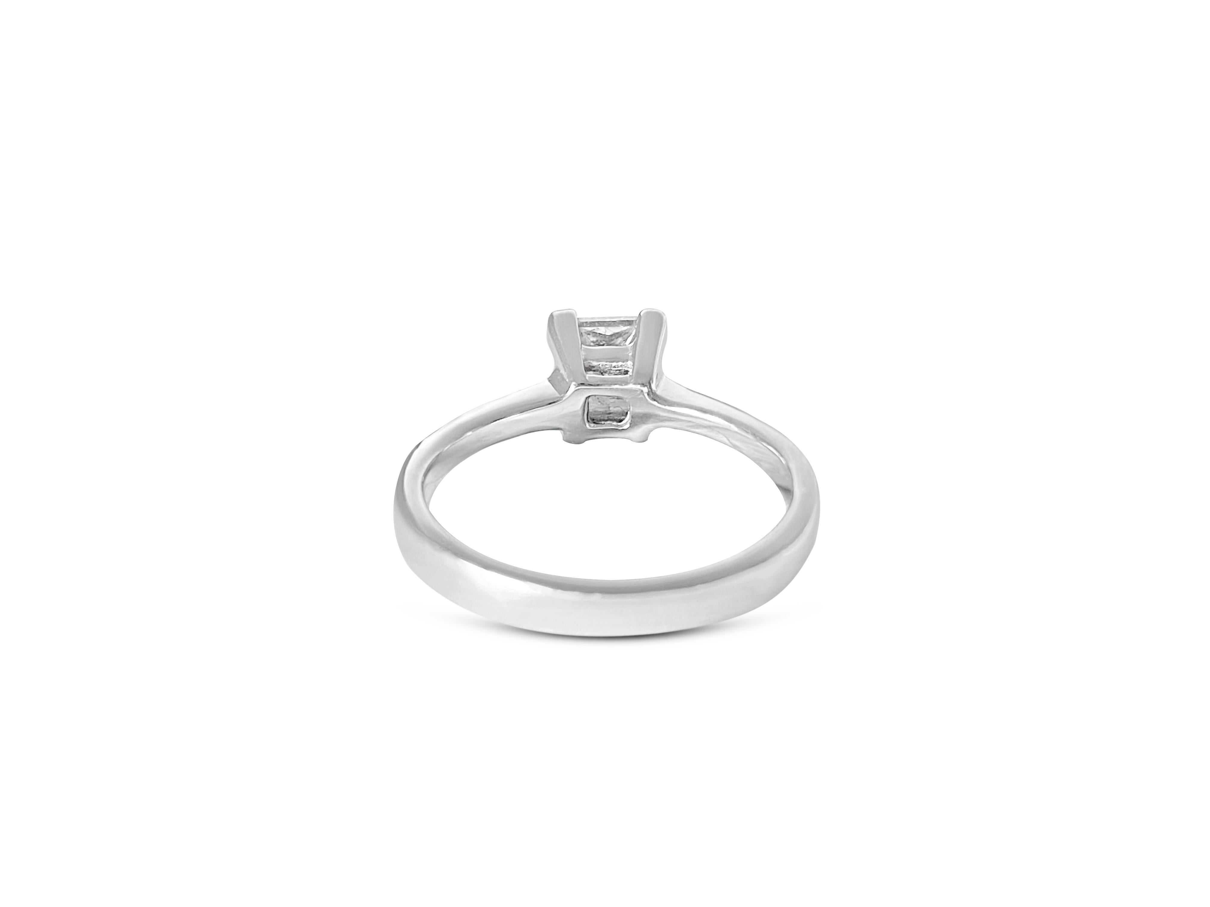 1.00 Carat Diamond Engagement Ring in 14K Gold In Excellent Condition For Sale In Miami, FL