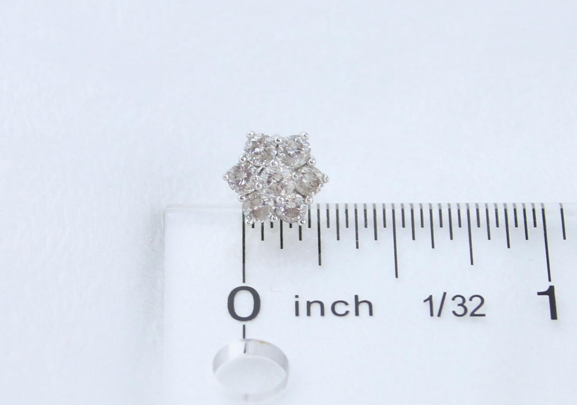 Women's 1.00 Carat Diamond Flower Gold Stud Earrings