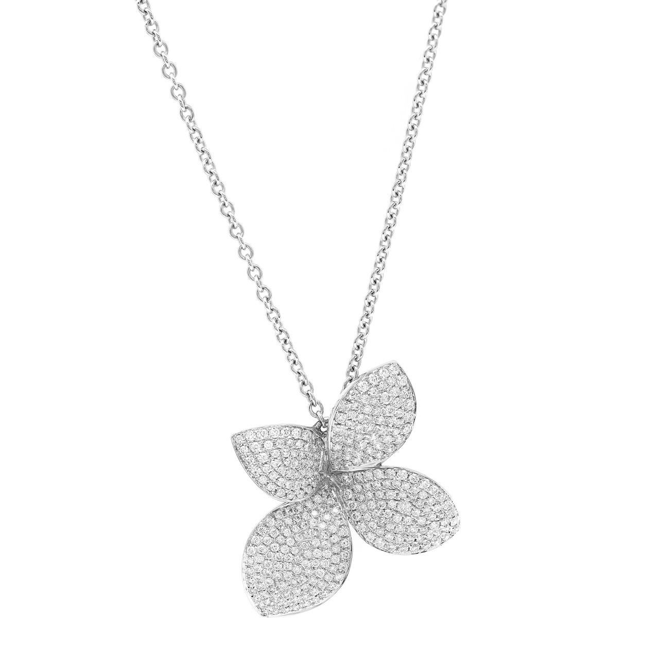 Taglio rotondo Collana con fiori di diamanti da 1,00 carati in oro bianco 18 carati in vendita