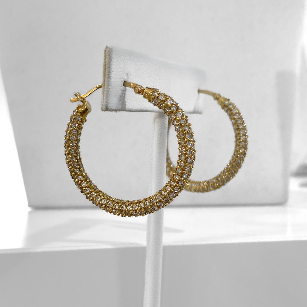 Contemporary 1.00 Carat Diamond Pavé Hoop Earrings in 14k Yellow Gold