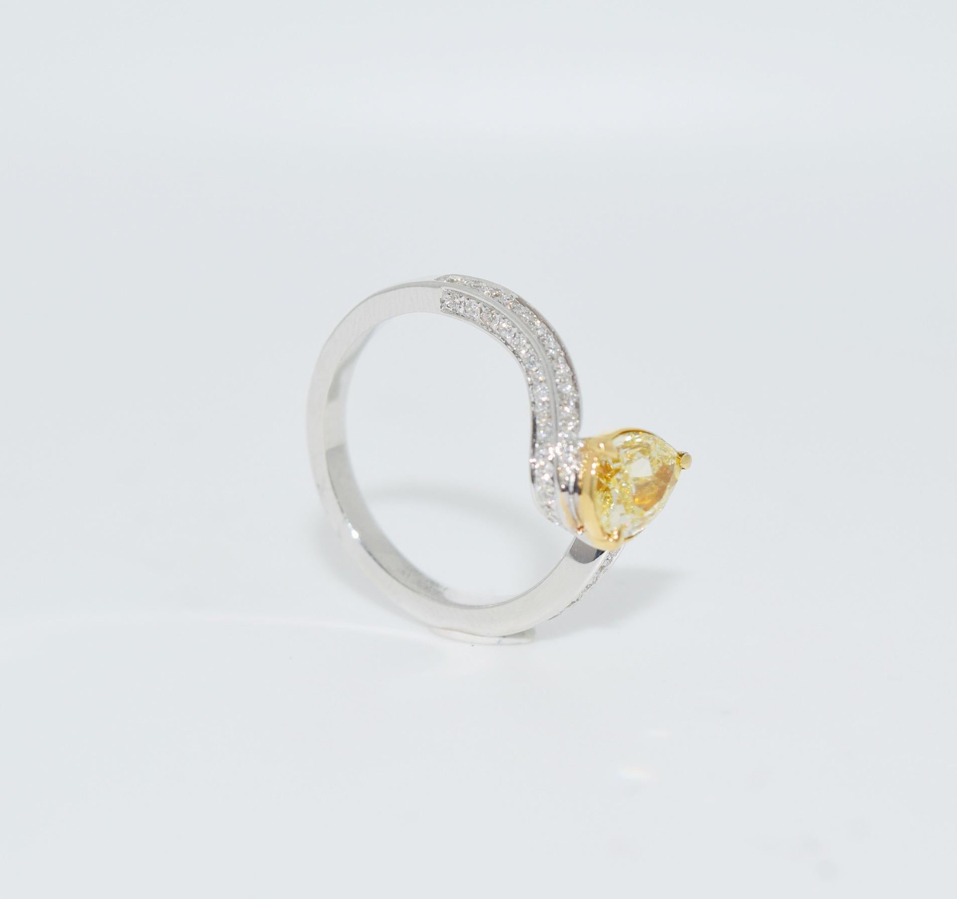 1.00 Carat Diamond Ring VS2 Clarity GIA Certified For Sale 2
