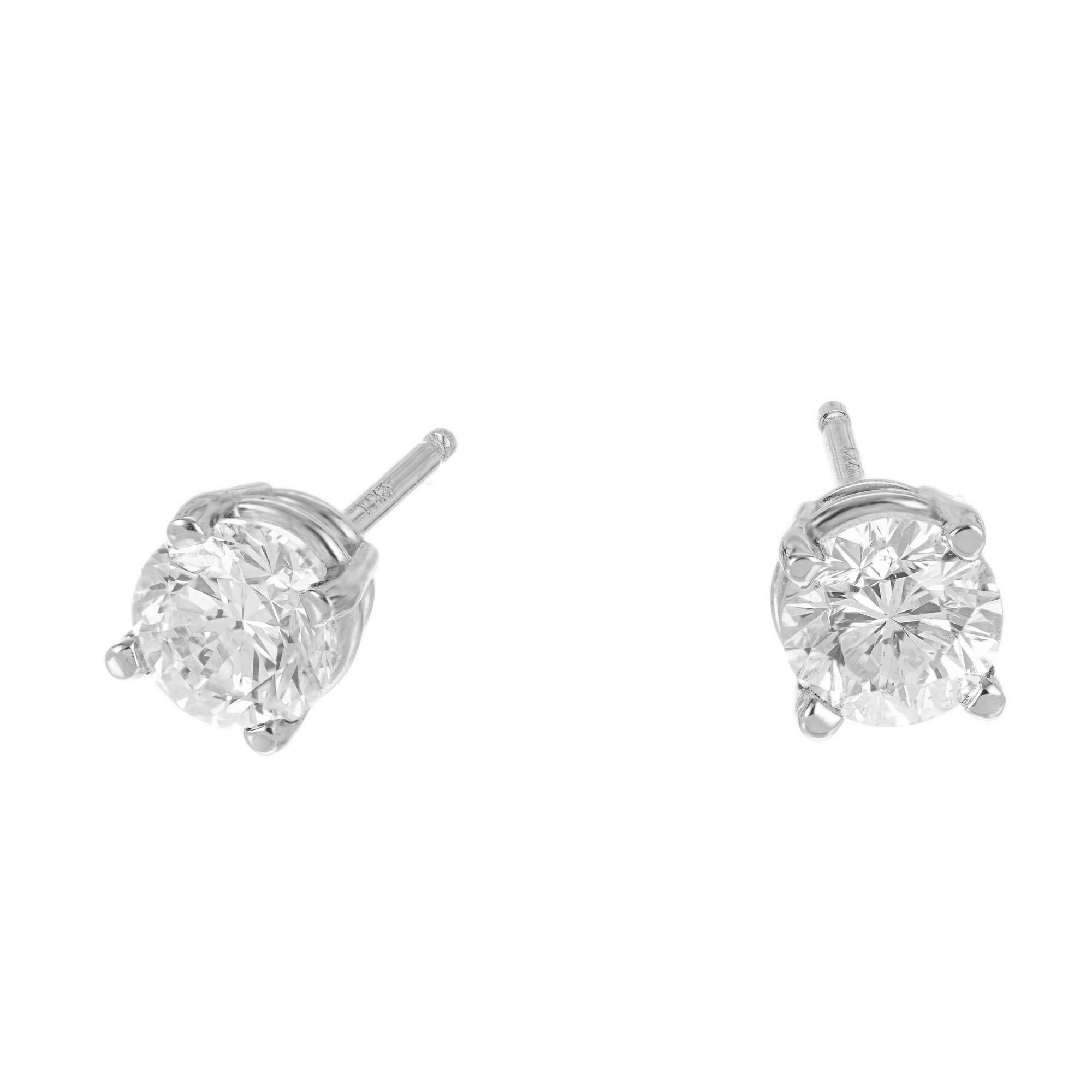 Round Cut 1.00 Carat Diamond Stud Earrings