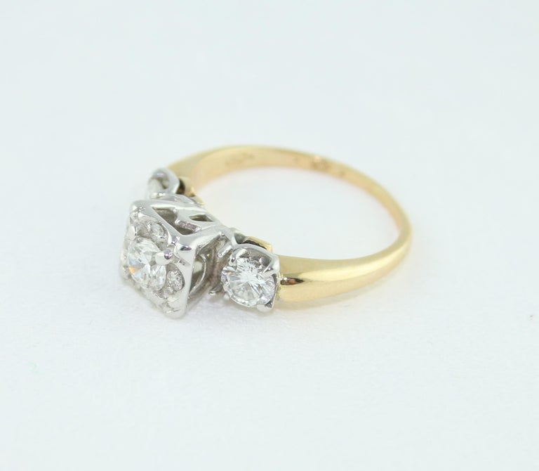 1.00 Carat Diamond Three-Stone Gold Ring For Sale at 1stDibs
