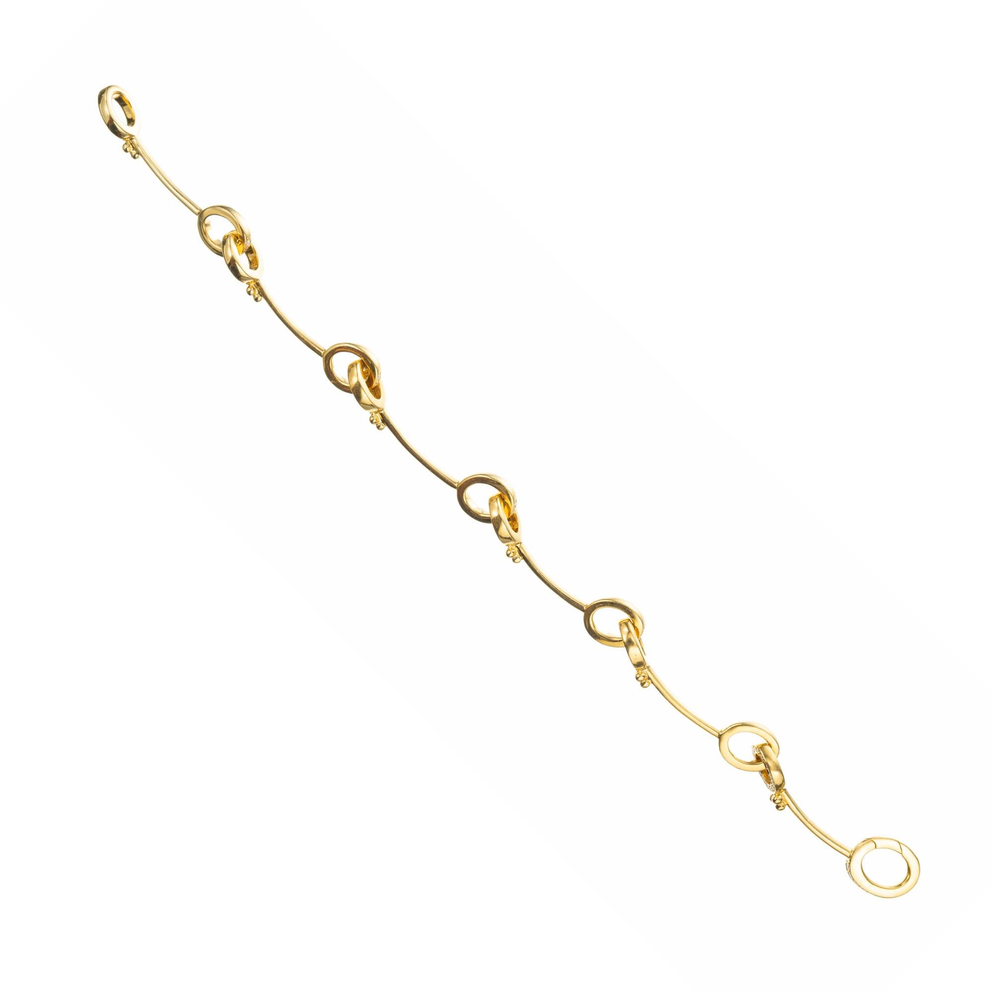 Round Cut 1.00 Carat Diamond Yellow Gold Equestrian Horse Bit Bracelet For Sale