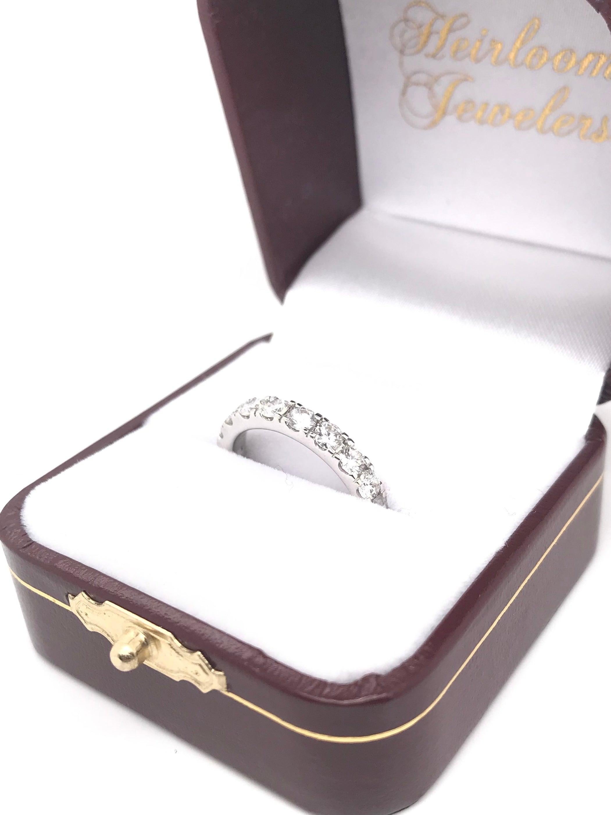 1.00 Carat DTW Diamond Band For Sale 2