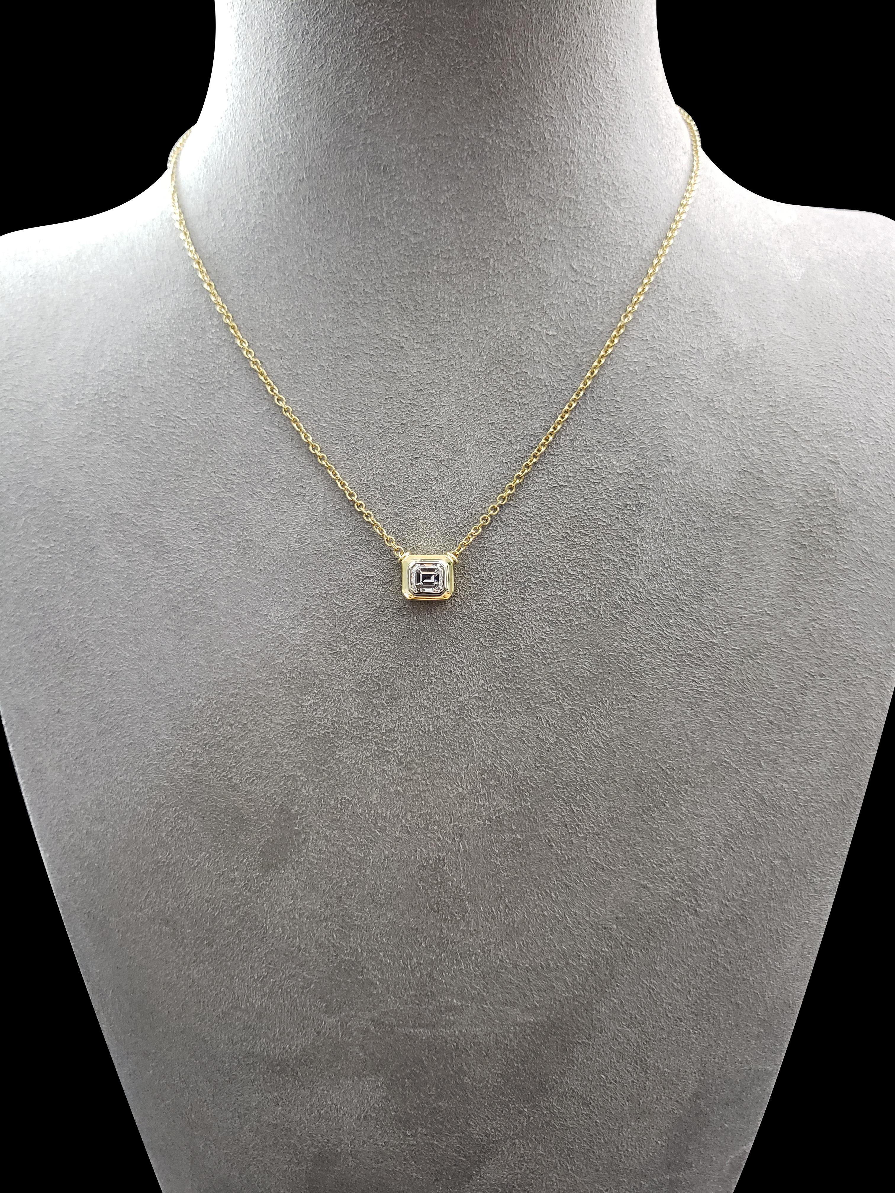 Women's 1.00 Carats Emerald Cut Diamond Bezel Set Yellow Gold Pendant Necklace
