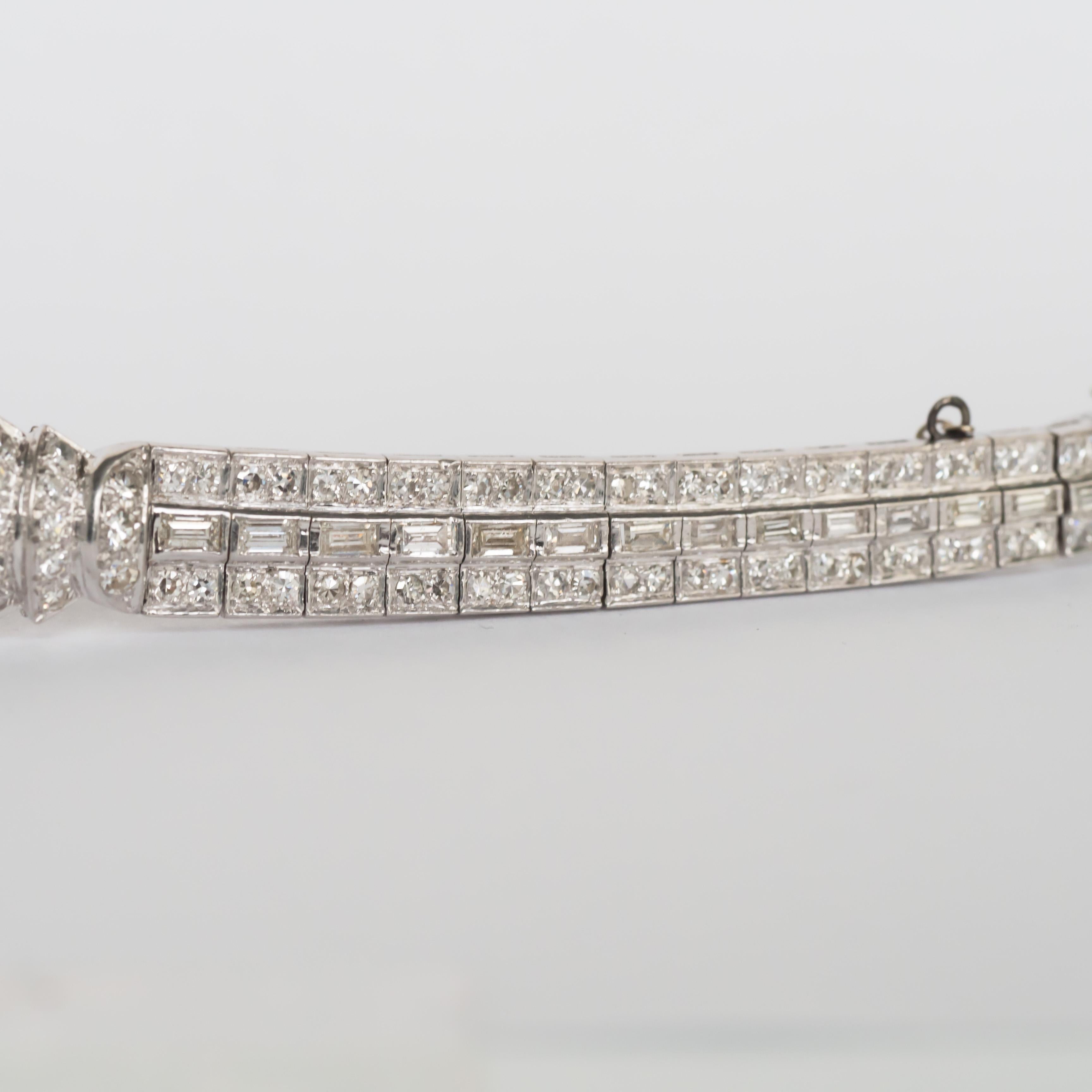 Art Deco 1.00 Carat Emerald Diamond Bracelet