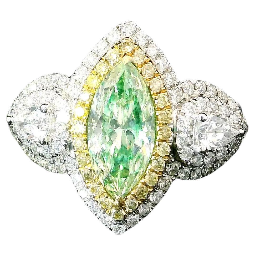 Bague fantaisie en diamant vert de 1.00 carat, pureté SI, certifiée AGL en vente