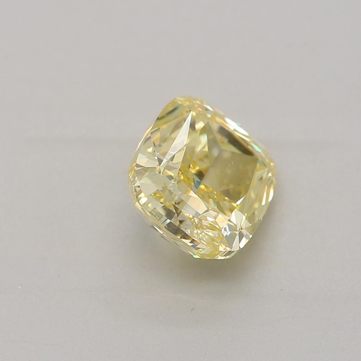 Diamant jaune intense fantaisie taille coussin de 1,00 carat, pureté SI2, certifié GIA Unisexe en vente