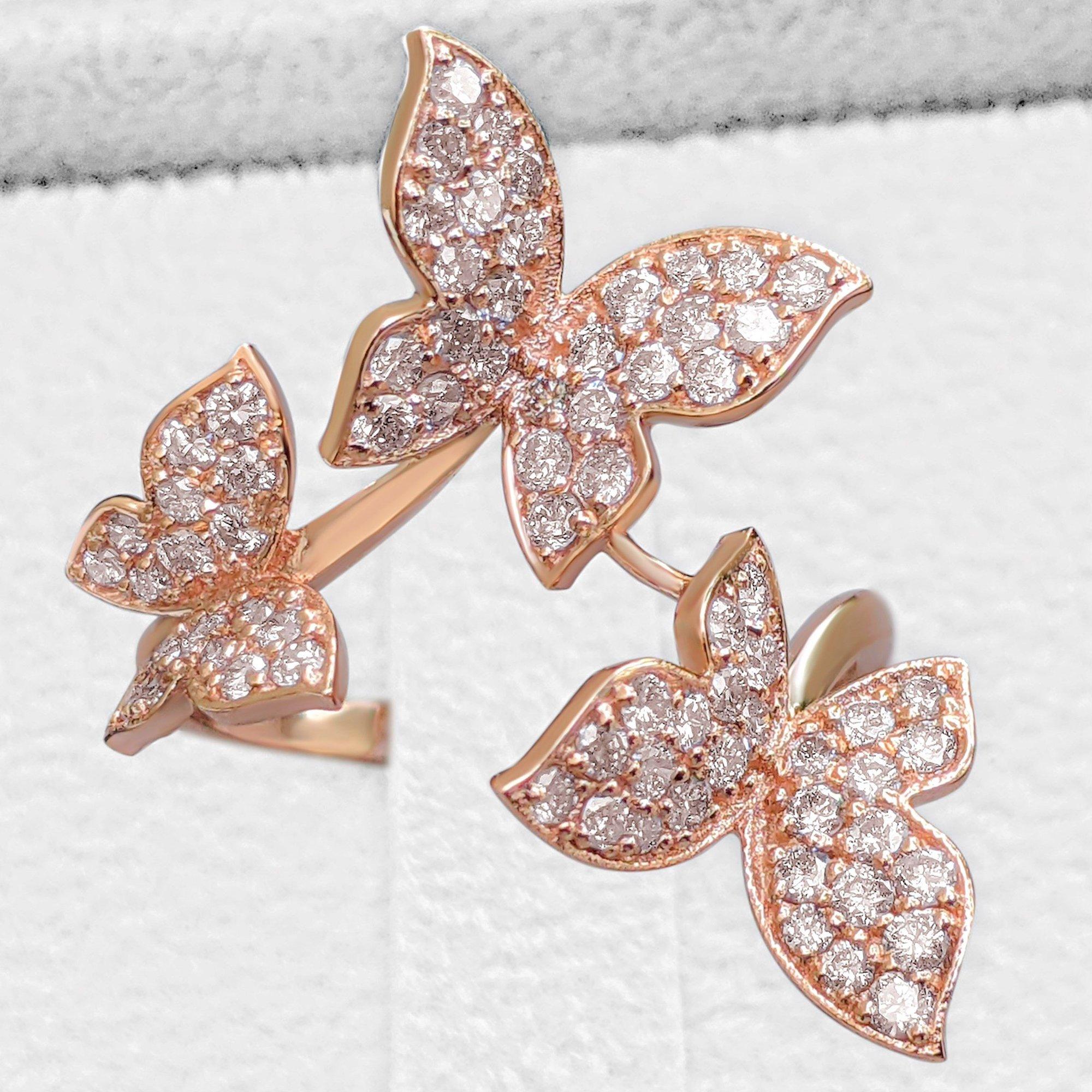 NO RESERVE - 1.00ct Fancy Light Pink Diamonds Butterfly, 14 Karat Pink Gold Ring In New Condition In Ramat Gan, IL
