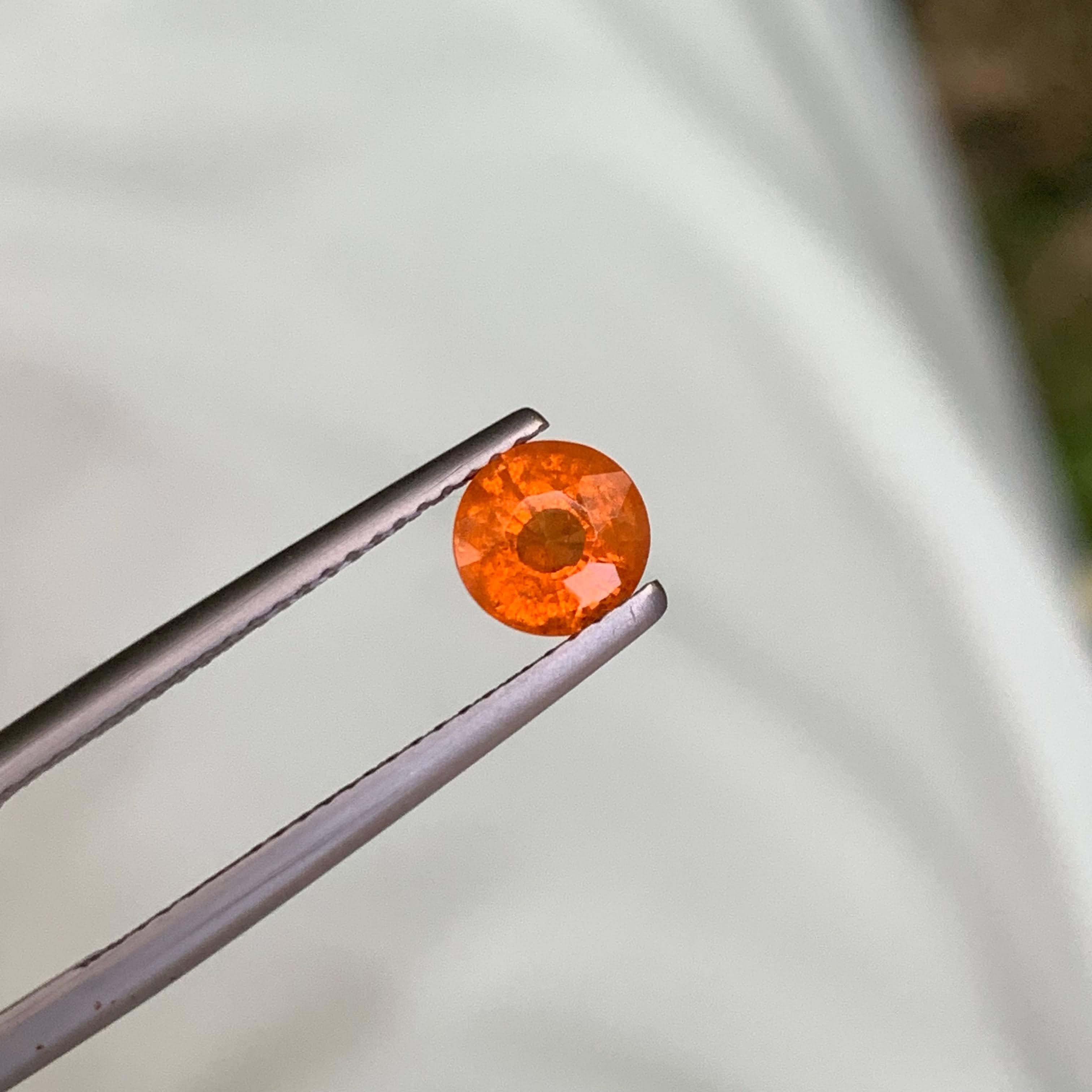 1,00 Karat Fanta Spessartit Granat Stein Rundschliff Natürlicher Afrikanischer Edelstein (Moderne) im Angebot