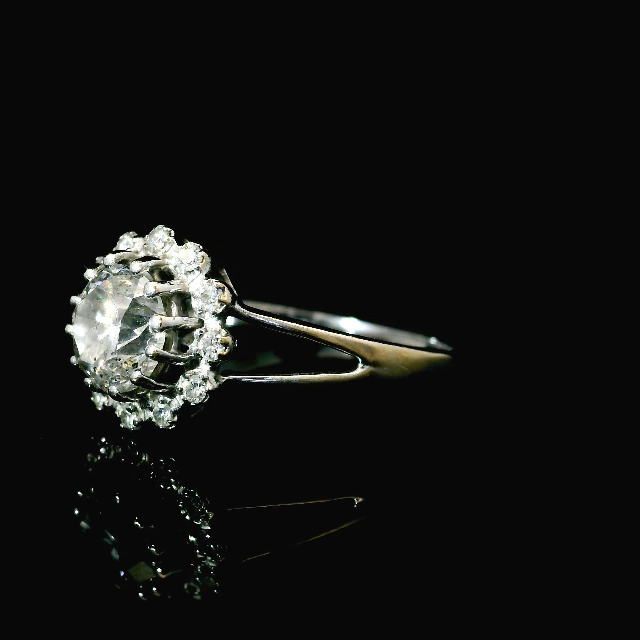 1.00 Carat G Colour Diamond Ring SI2 Clarity IGI Certified In New Condition For Sale In บางรัก, TH
