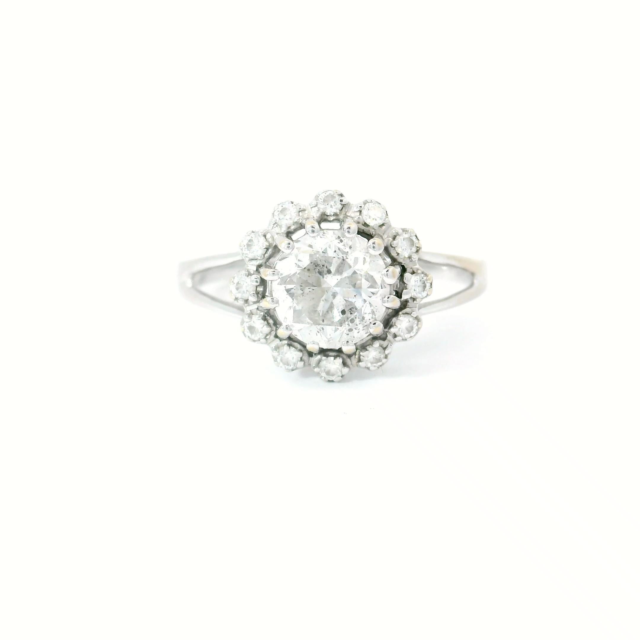 Women's or Men's 1.00 Carat G Colour Diamond Ring SI2 Clarity IGI Certified For Sale