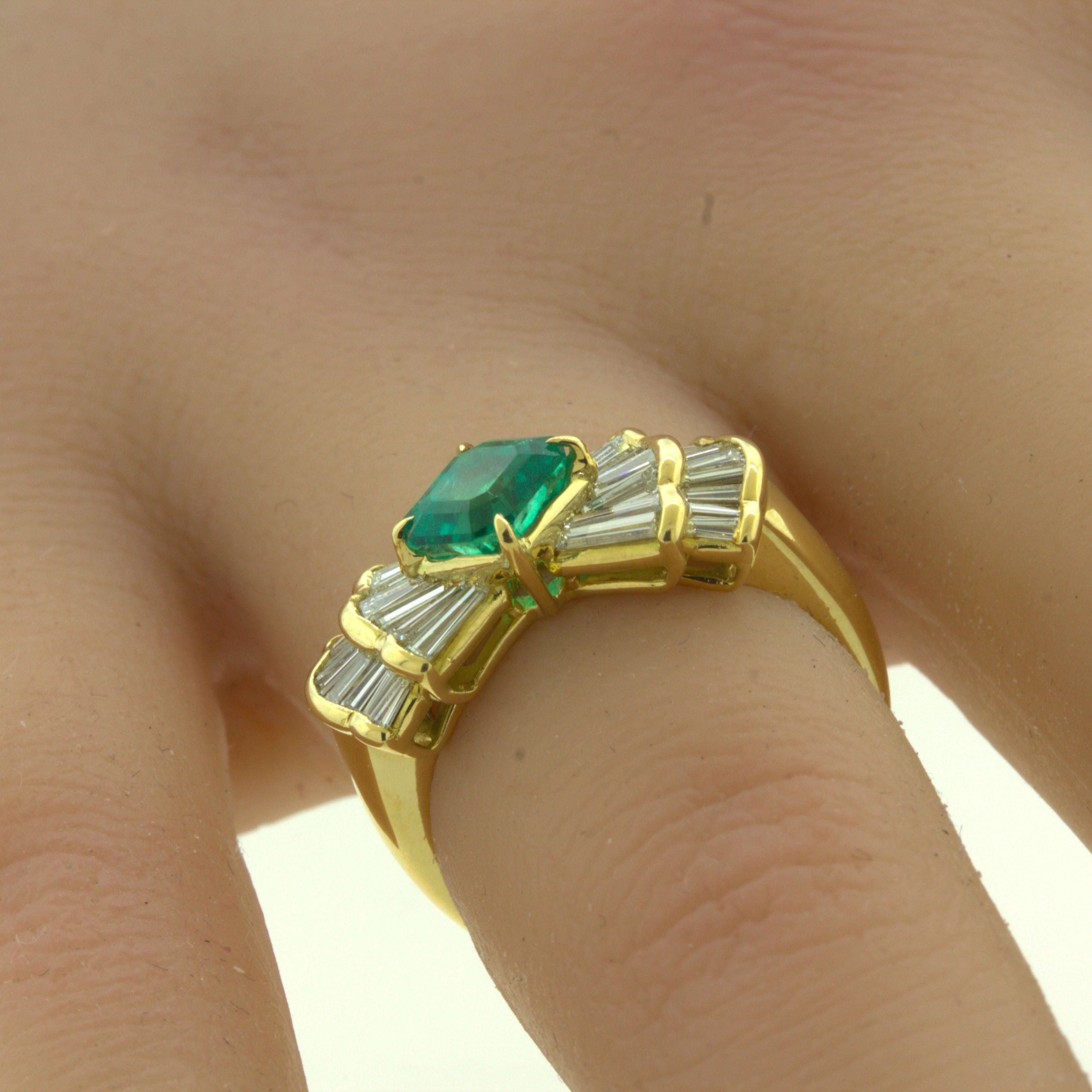 1.00 Carat Gem Emerald Diamond 18k Yellow Gold Ring For Sale 2