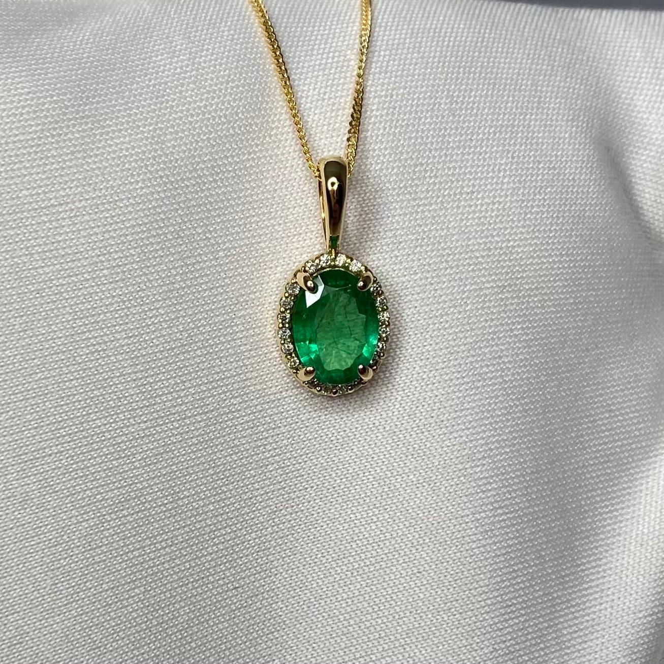 1.00 Carat Green Emerald & Diamond 18 Karat Gold Oval Cut Halo Pendant Necklace 8