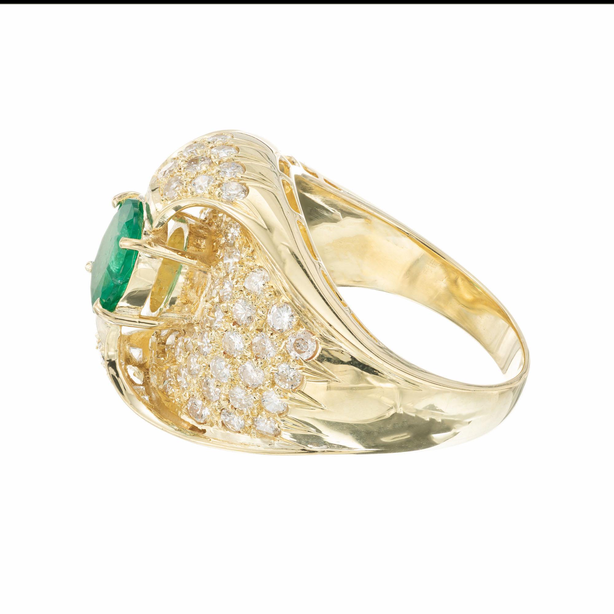 Women's 1.00 Carat Green Emerald Diamond Yellow Gold Cluster Cocktail Ring For Sale