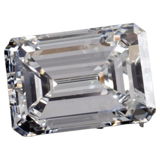 1.00 Carat Loose F / VS2 Emerald Cut Diamond GIA Certified For Sale