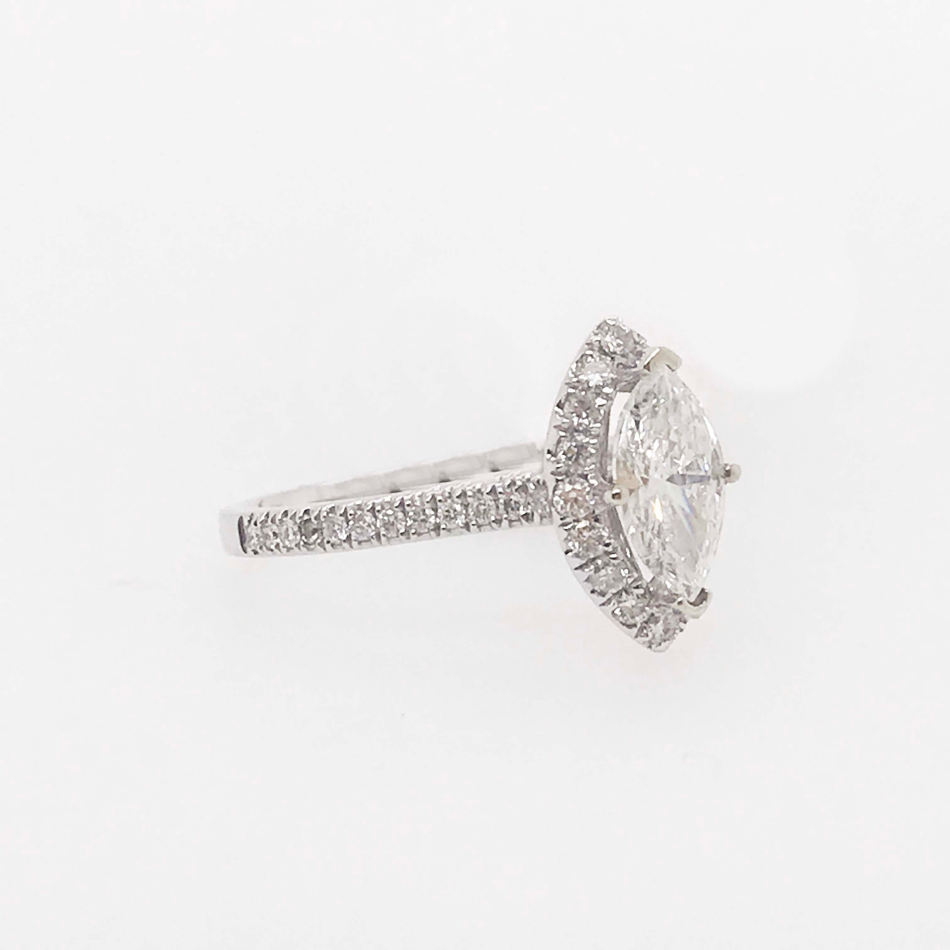 1,00 Karat Marquise-Diamant und Diamant-Halo-Verlobungsring mit Diamantband Damen im Angebot