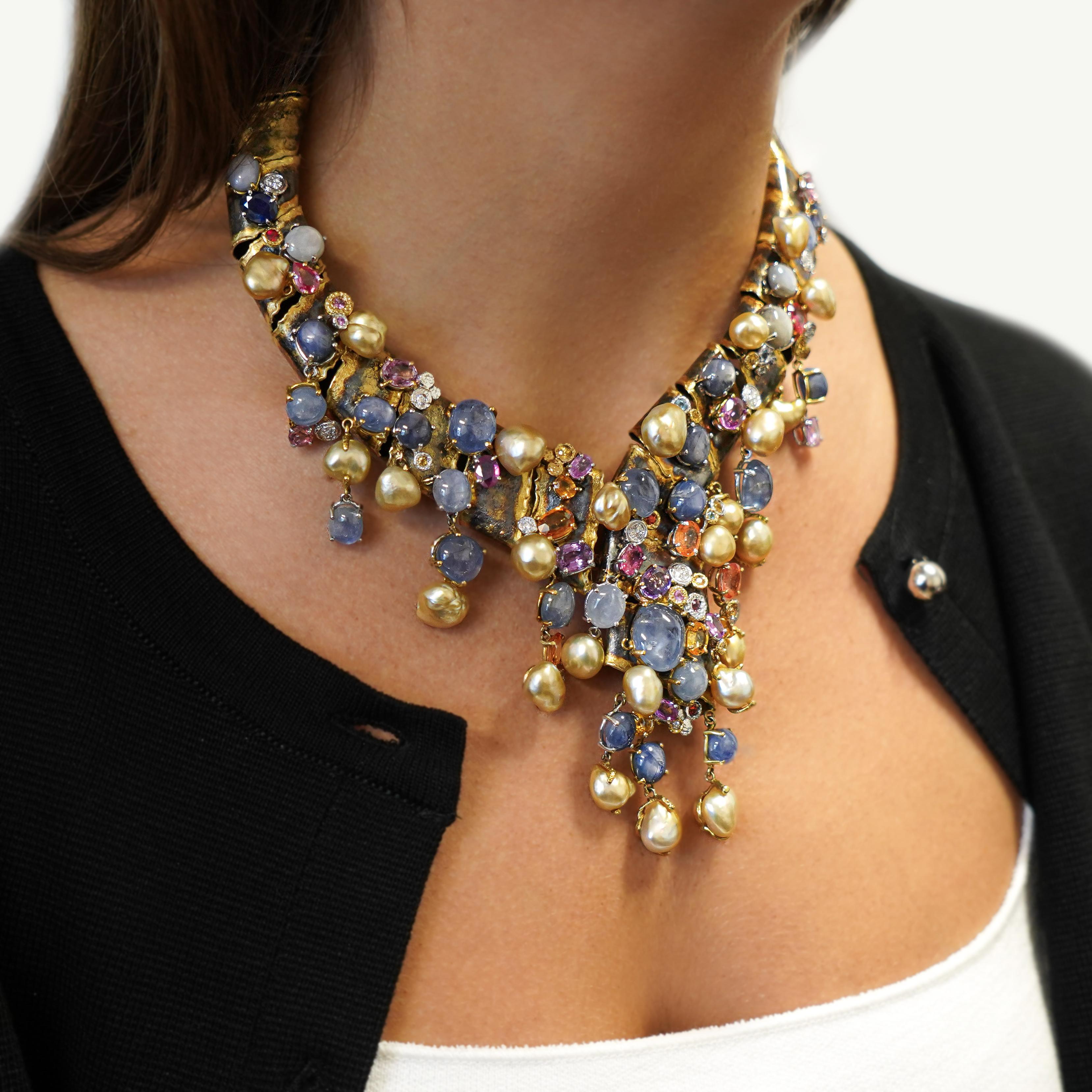 Taille mixte Collier d'avant-garde en or 18 carats 100 carats multi-gemmes mixtes en vente