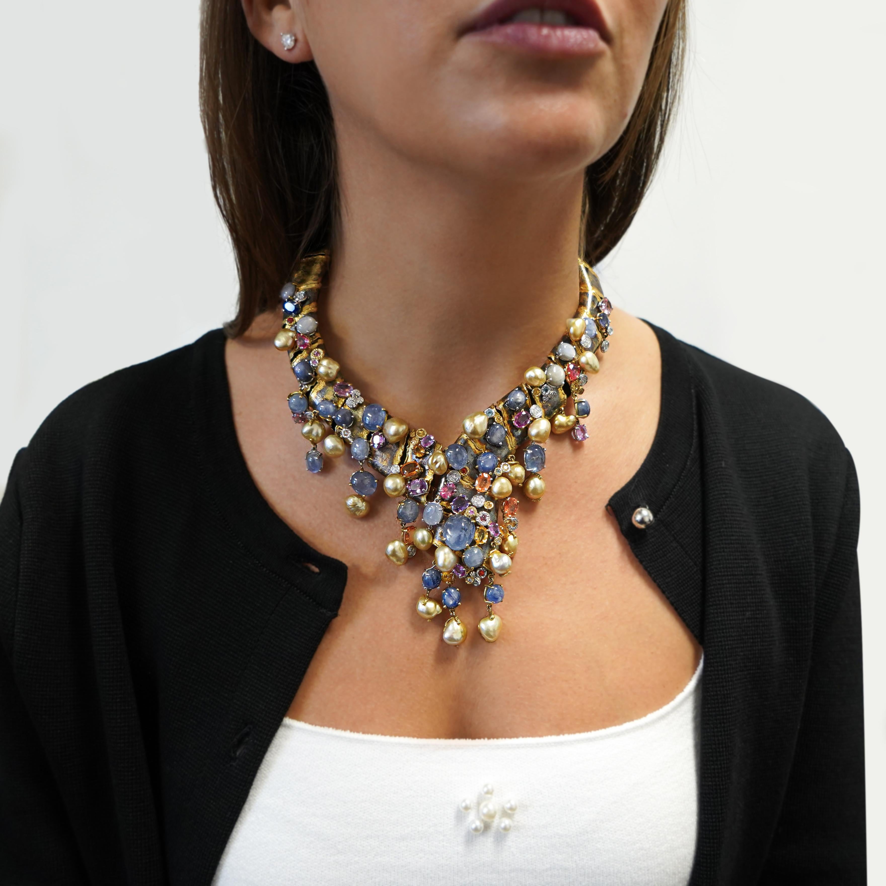 Collier d'avant-garde en or 18 carats 100 carats multi-gemmes mixtes Pour femmes en vente