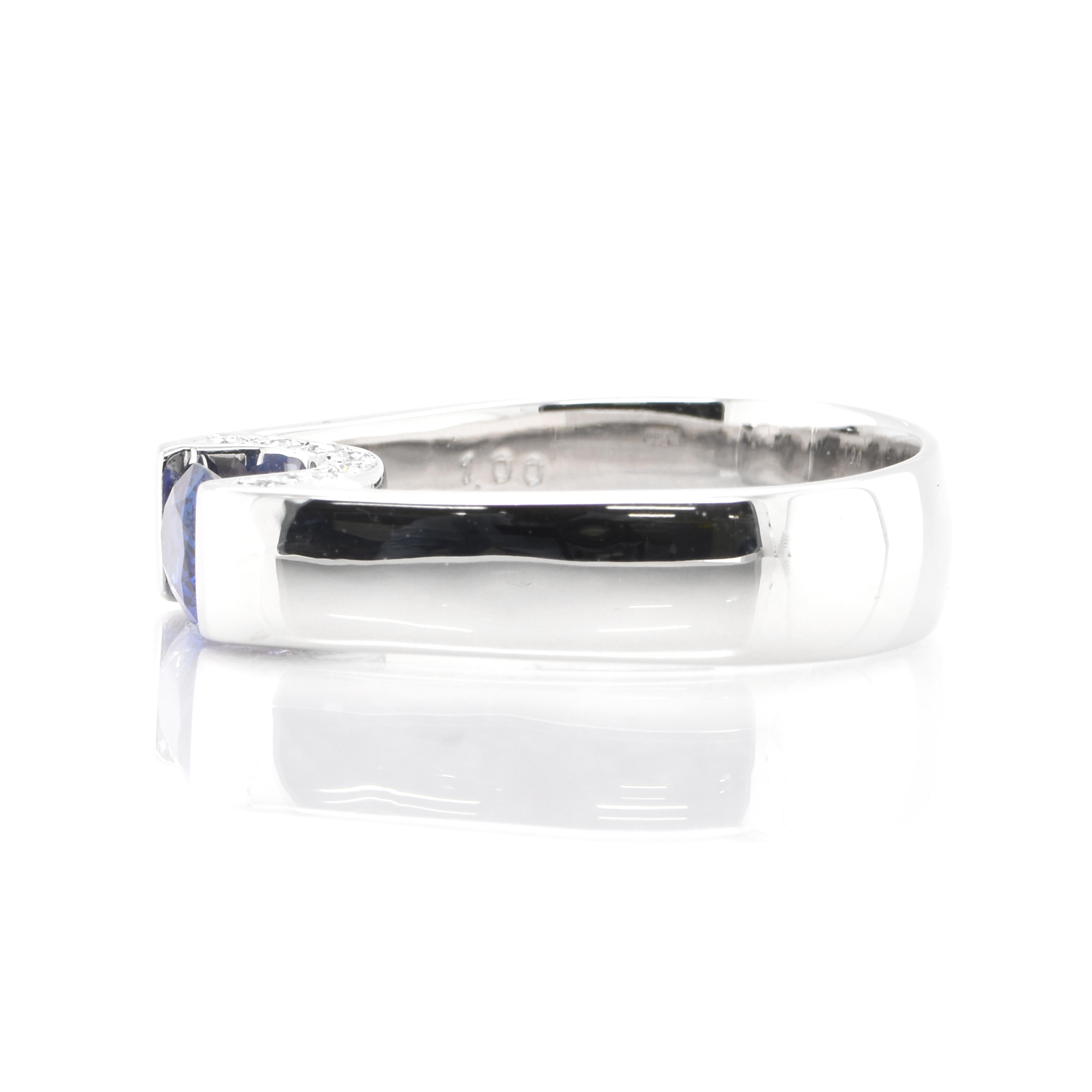 1,00 Karat natürlicher blauer Saphir und Diamant Tension-Set Ring aus Platin (Ovalschliff)