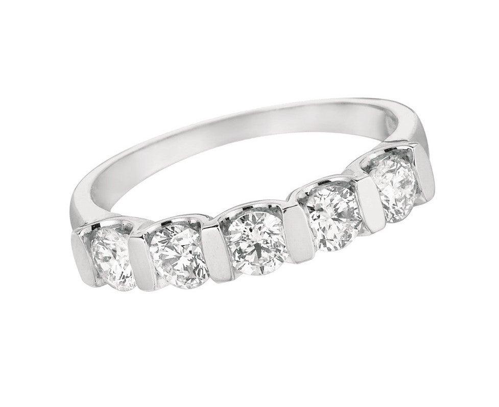 For Sale:  1.00 Carat Natural Diamond 5-Stone Ring Band G SI 14 Karat White Gold 4