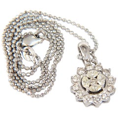 Collier à pendentif en forme de boule avec halo de diamants naturels taille marquise de 1,00 carat