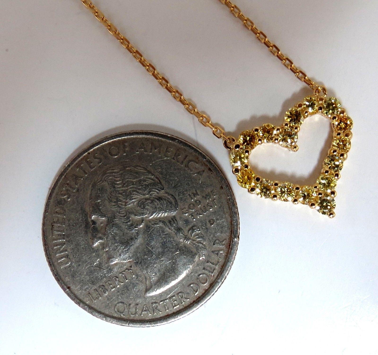 1.00ct. Collier à cœur ouvert en diamants.

Rondes naturelles, coupes complètes.

Couleurs jaunes fantaisie

Clarté Vs-2.

Longueur totale du collier : 16 pouces.

Coeur : 16 x 14mm

or jaune 14Kt 

3.3 grammes


6 000 $ L'évaluation accompagnera