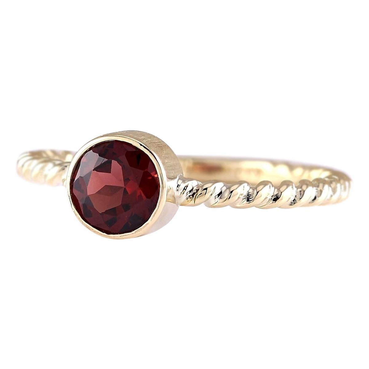 Stamped: 14K Yellow Gold
Total Ring Weight: 2.0 Grams
Total Natural Garnet Weight is 1.00 Carat
Color: Red
Face Measures: 6.00x6.00 mm
Sku: [703226W]