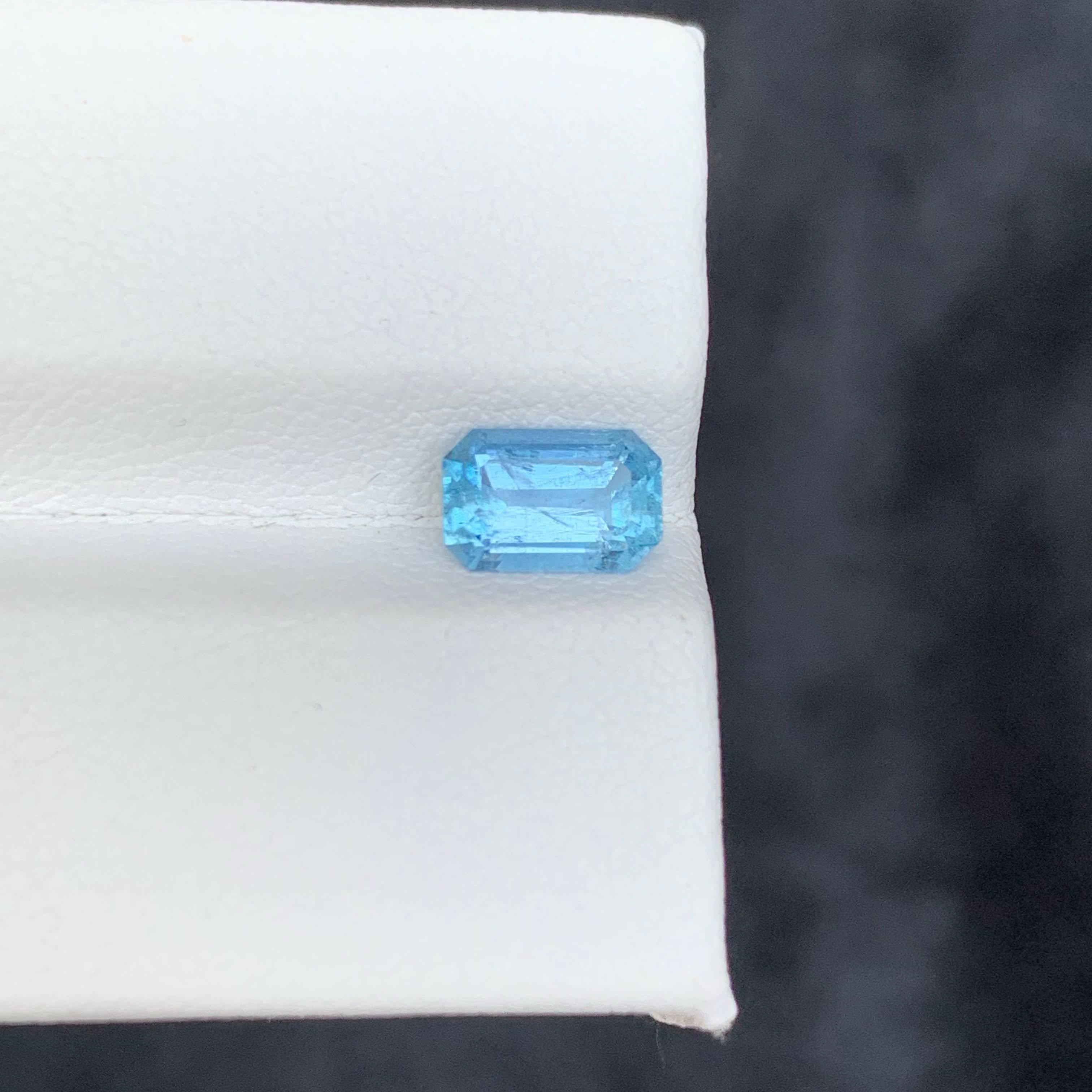 1,00 Karat Natürlicher loser blauer Aquamarin Stein Smaragdschliff Vietnamesischer Edelstein im Angebot 3