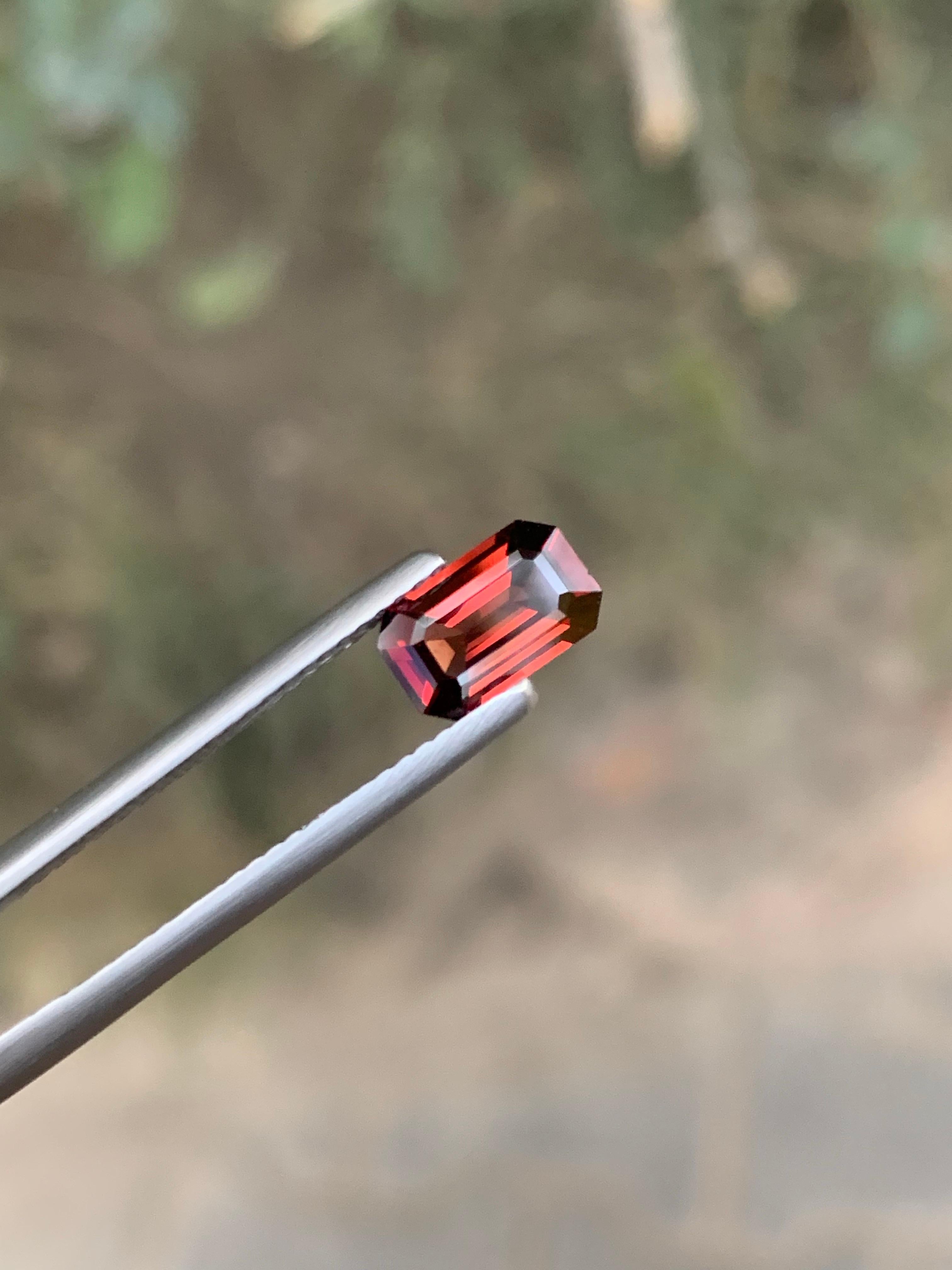 1.00 Carat Natural Loose Hessonite Garnet Gemstone From Afghanistan Mine Corte esmeralda en venta