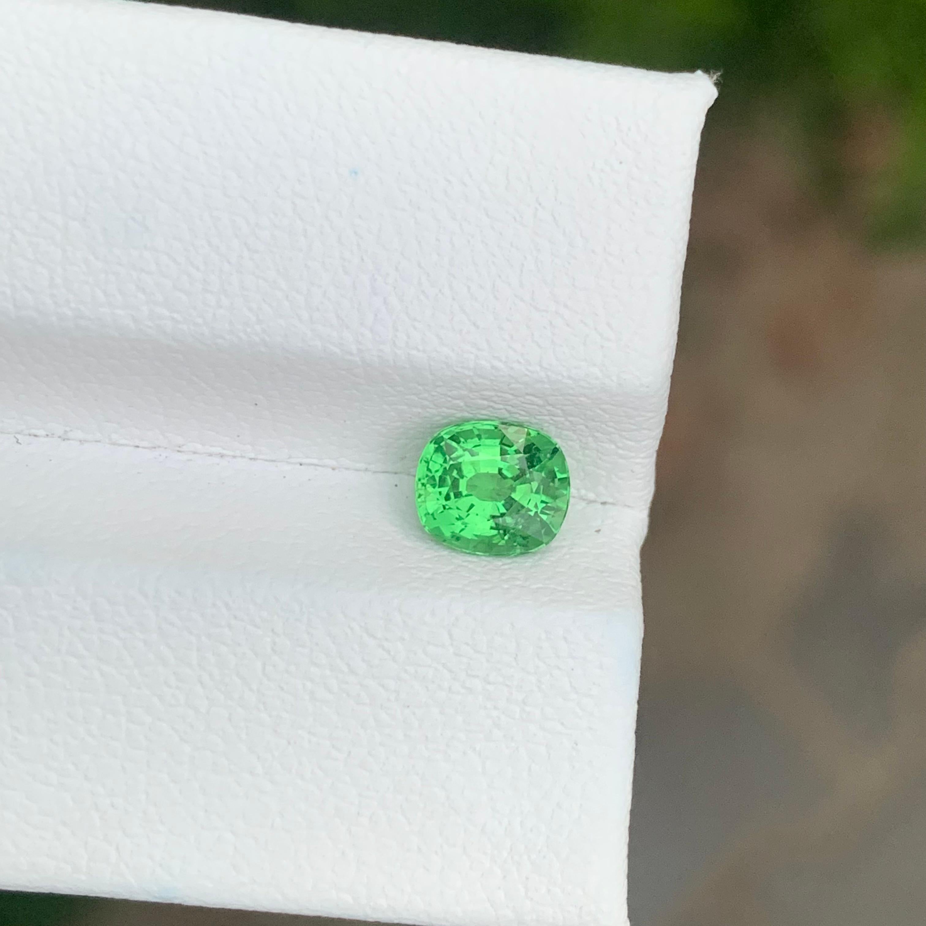 Women's or Men's 1.00 Carat Natural Loose Tsavorite Garnet Cushion Shape Gemstone For Sale