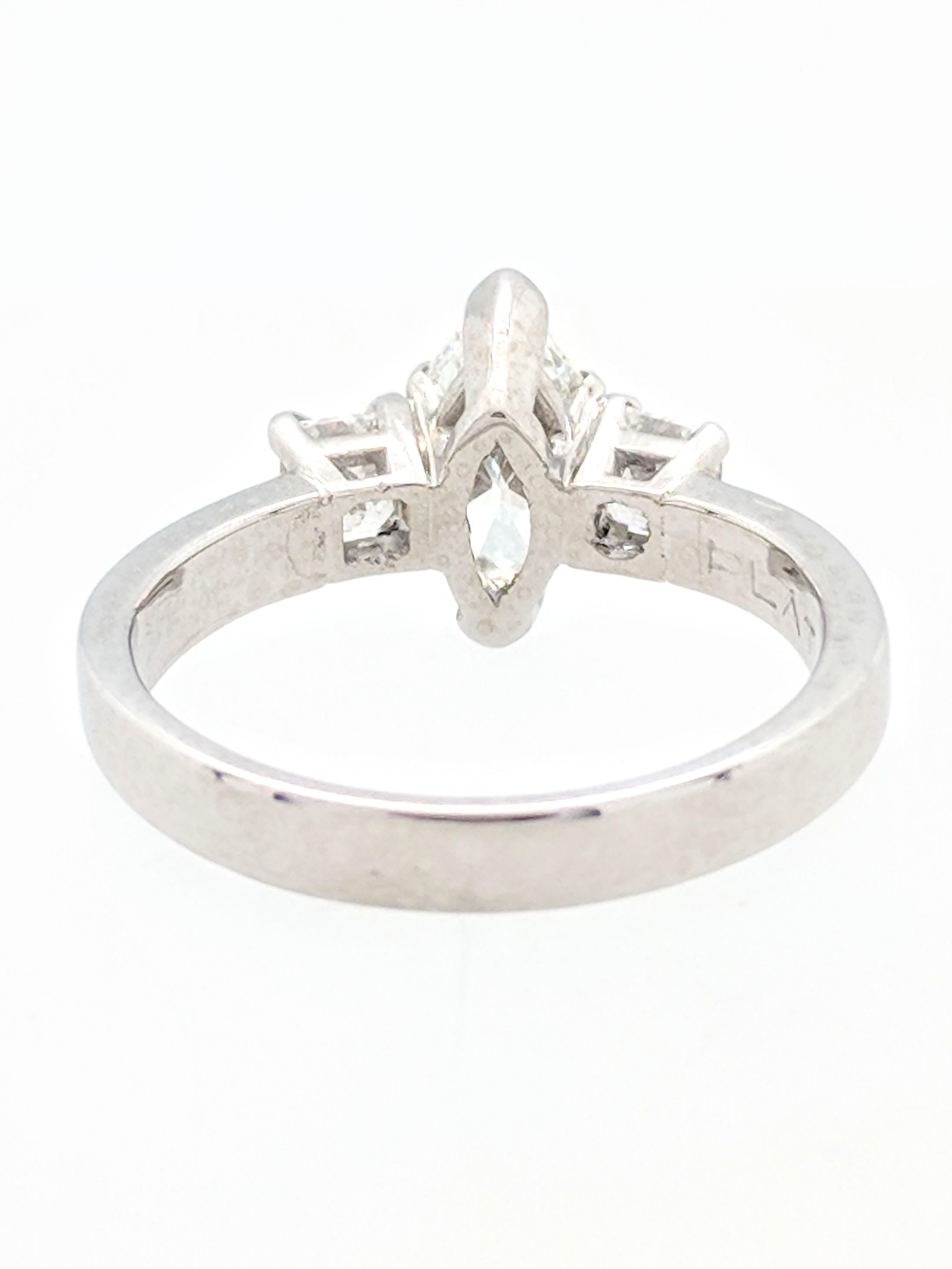 1.00 Carat Natural Marquise Cut Diamond Engagement Ring Platinum For Sale 2