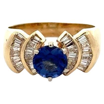 1.00 Carat Natural Sapphire and Diamond Vintage Gold Cocktail Ring For Sale