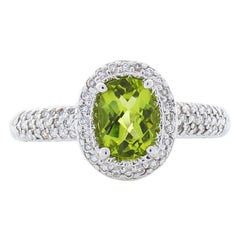 1.00 Carat Oval Peridot and Diamond Cocktail Ring in 18 Karat White Gold