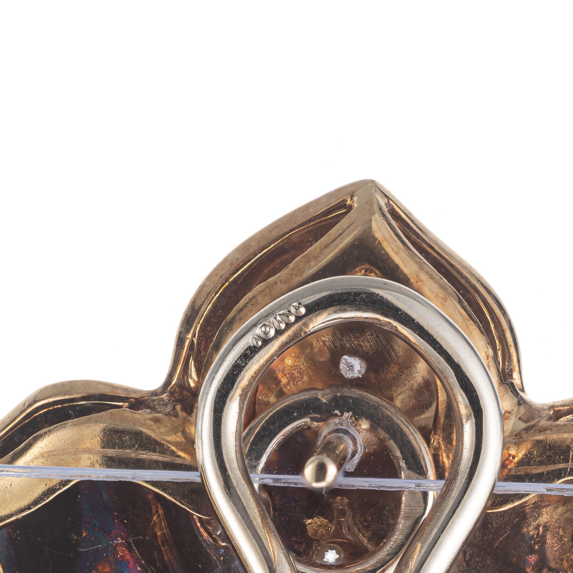 Ohrringe im Blumenstil mit 1,00 Karat Pavé-Diamant in Gold im Zustand „Gut“ im Angebot in Stamford, CT