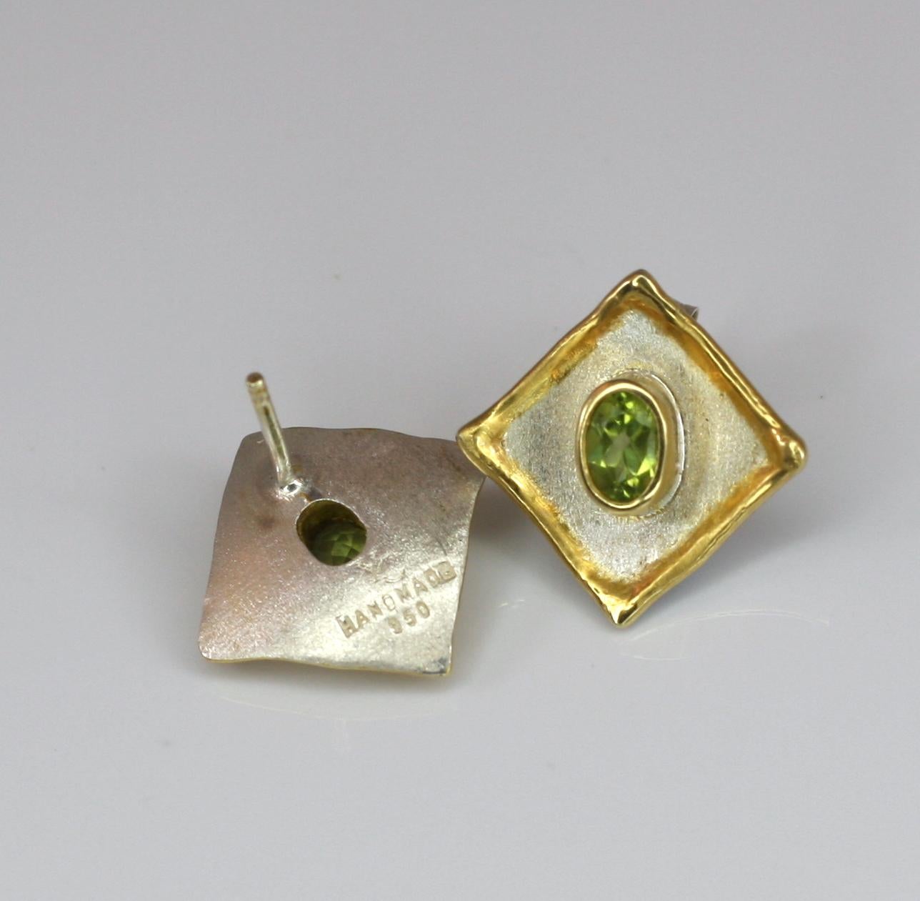 Contemporary 1.00 Carat Peridot Earrings in Fine Silver and 24 Karat Gold