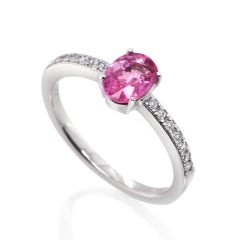 1,00 Karat Pink Saphir und Diamant Ring aus Platin