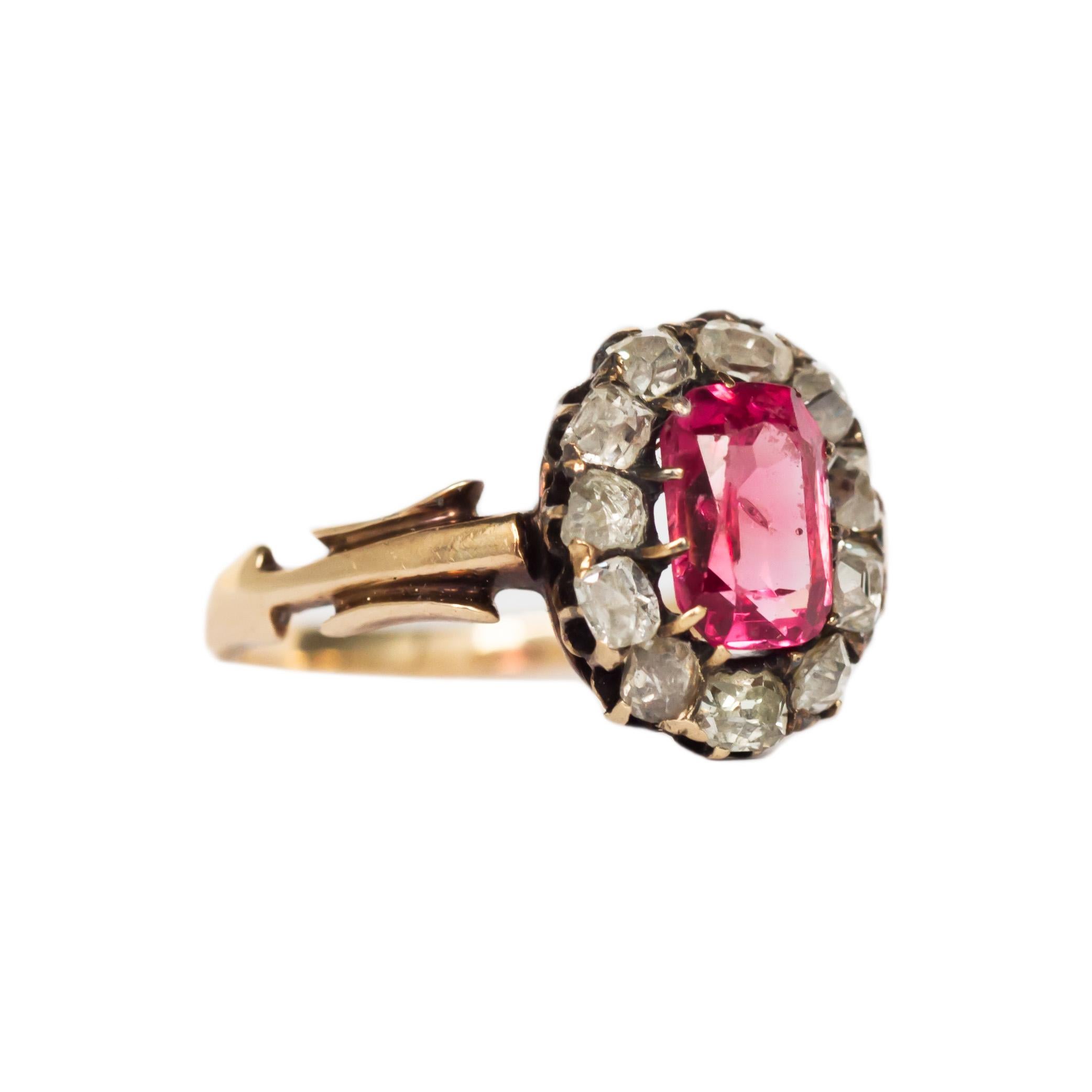 1,00 Karat Rosa Spinell Gelbgold Verlobungsring (Viktorianisch) im Angebot