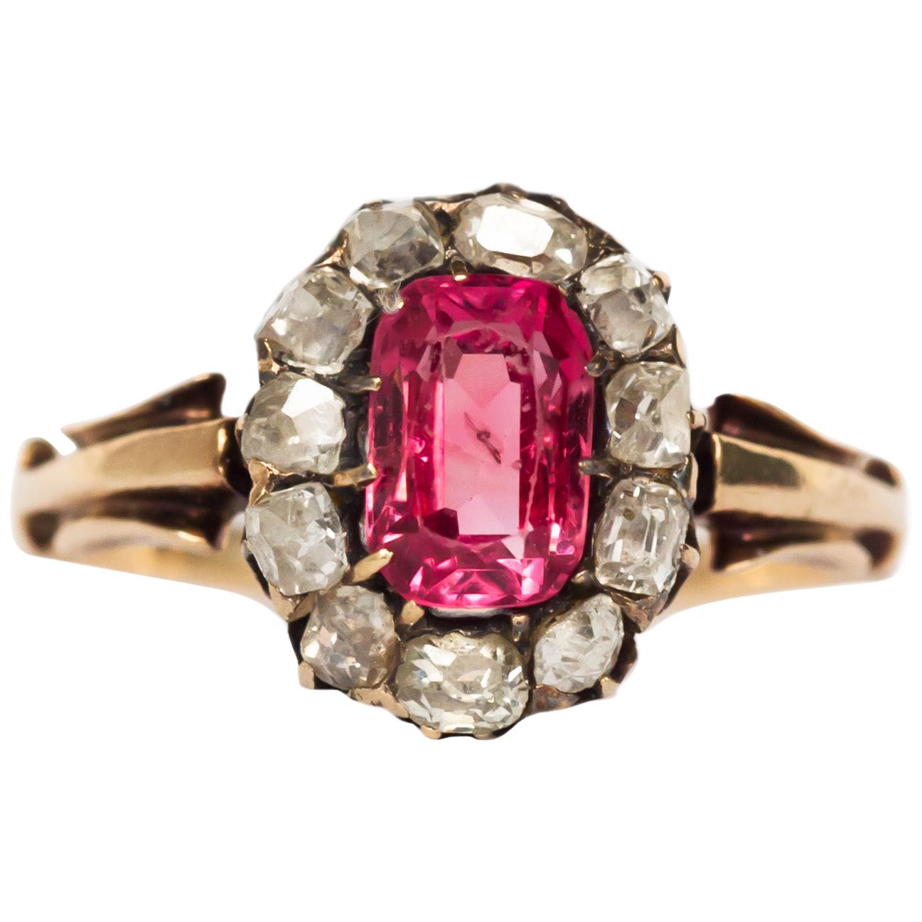 1.00 Carat Pink Spinel Yellow Gold Engagement Ring