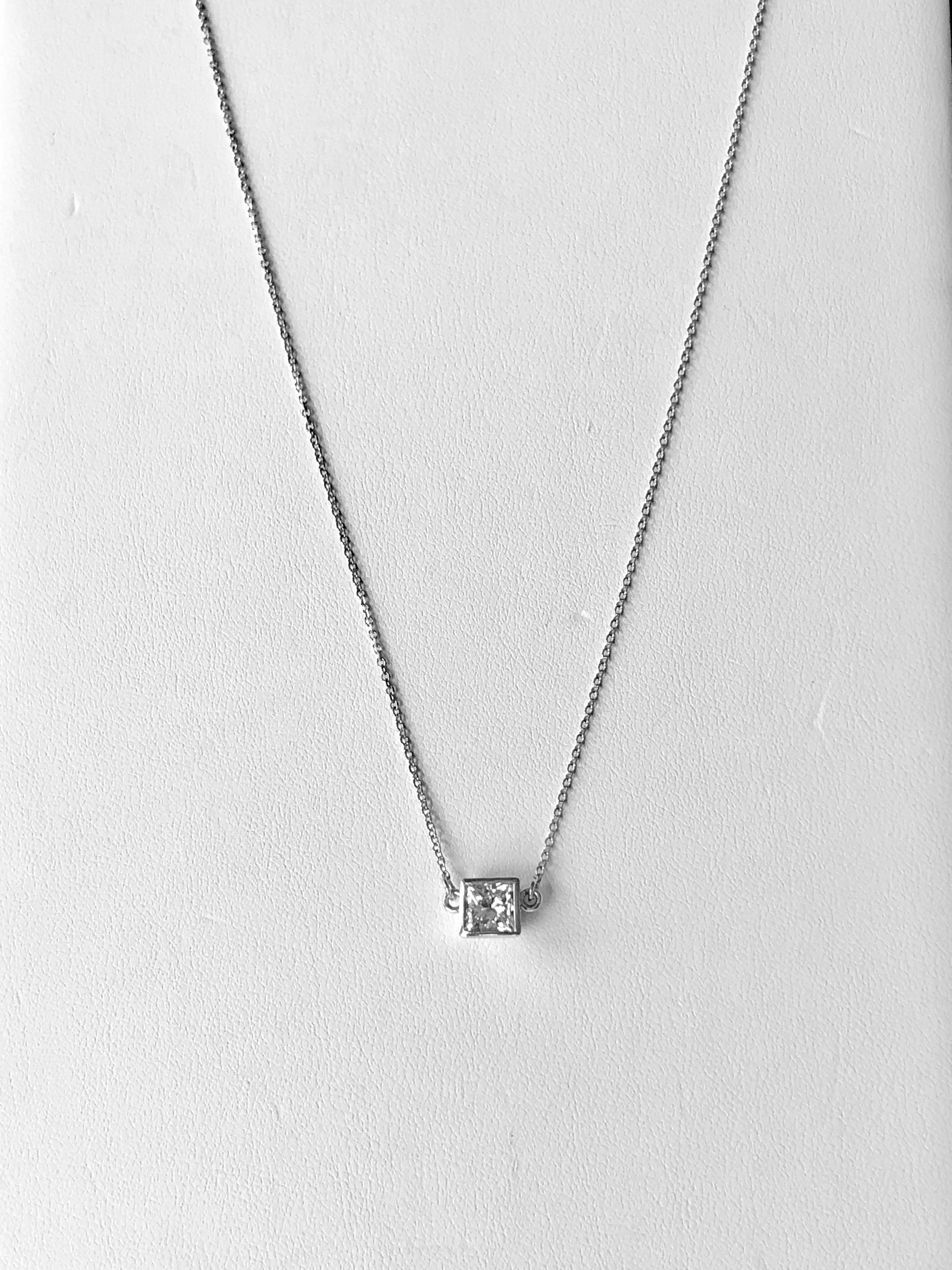 1.00 Carat Princess Cut Diamond Solitaire Pendant Necklace For Sale 1