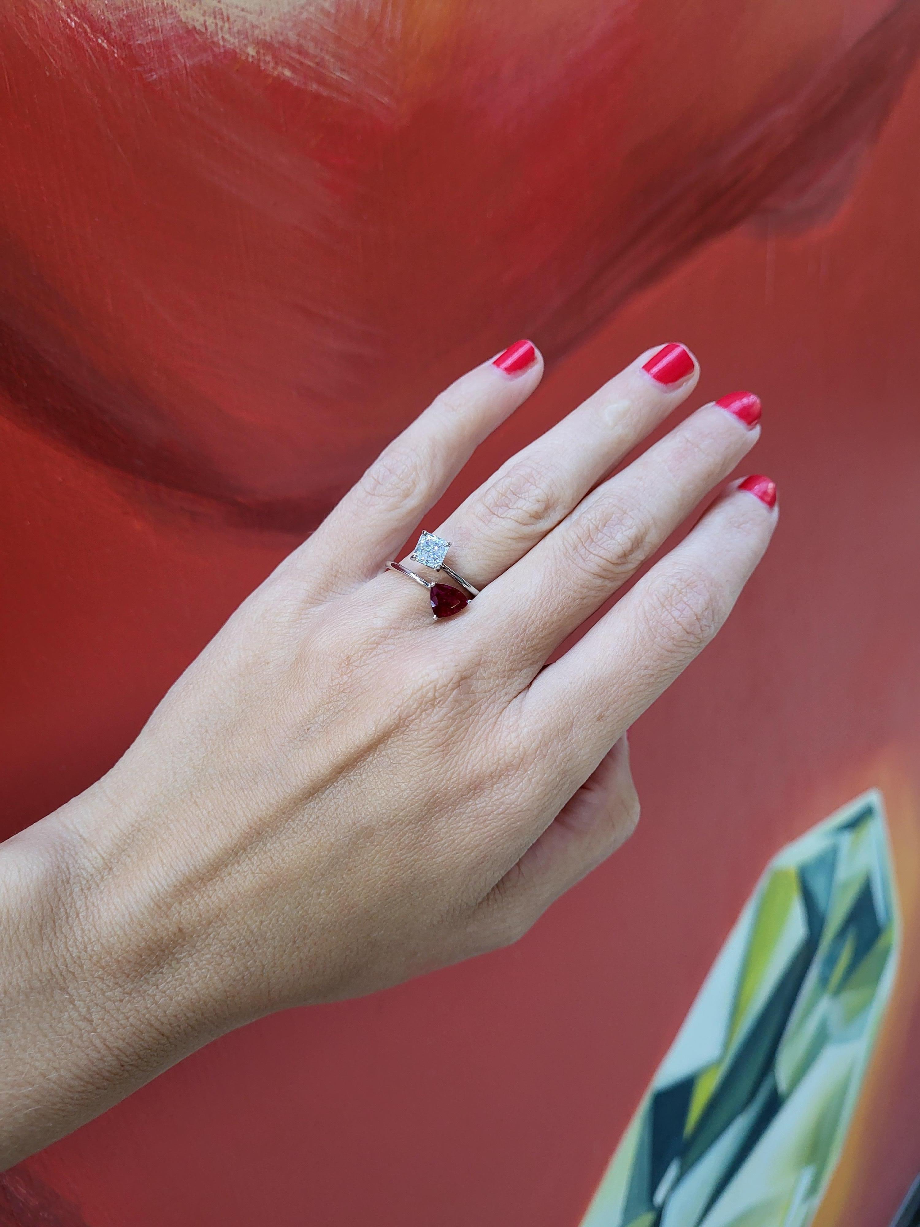 1.00 Carat Radiant Cut Diamond & 1.16 Trillion Cut Ruby Toi et Moi Ring 2