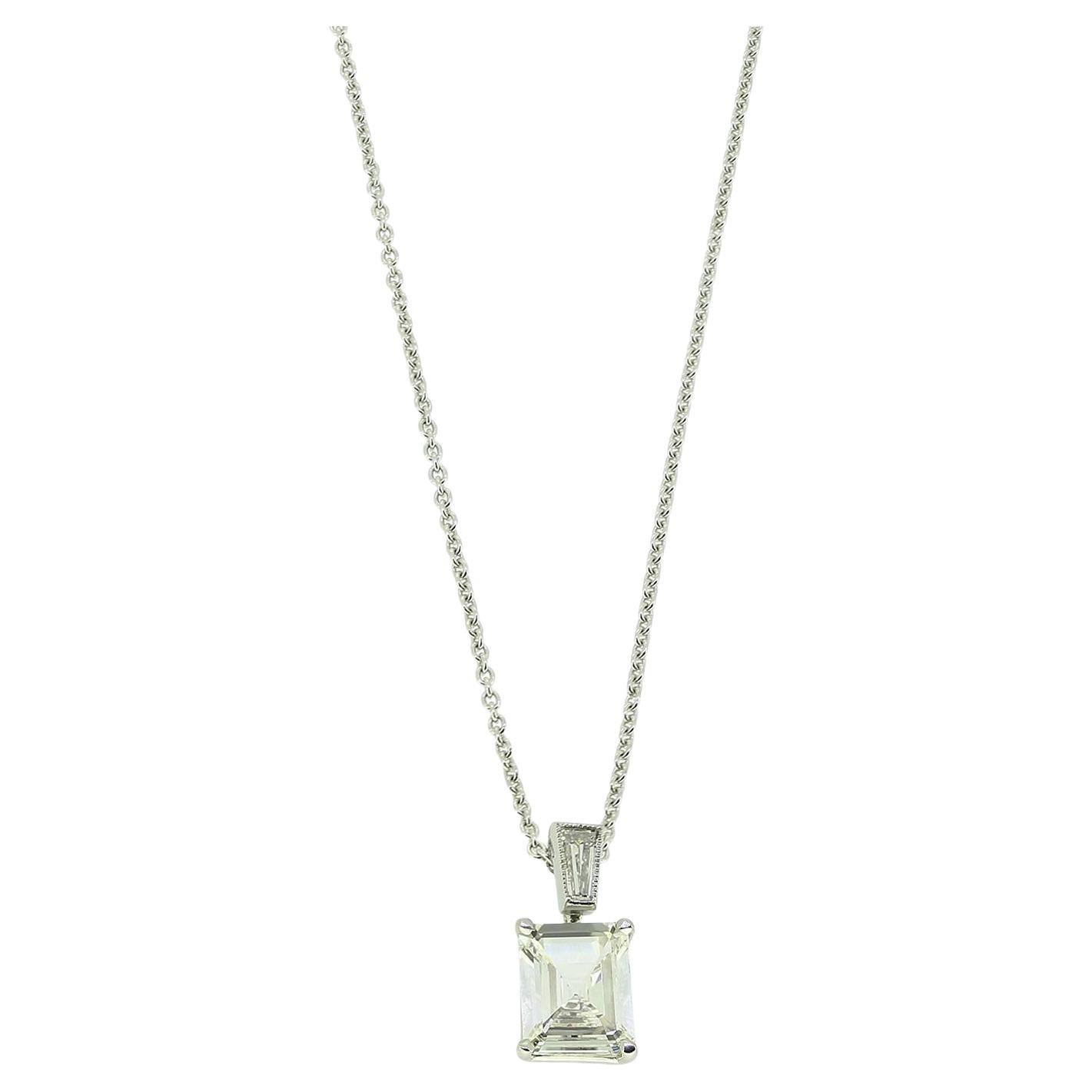 1.00 Carat Rectangular Step-Cut Diamond Necklace For Sale