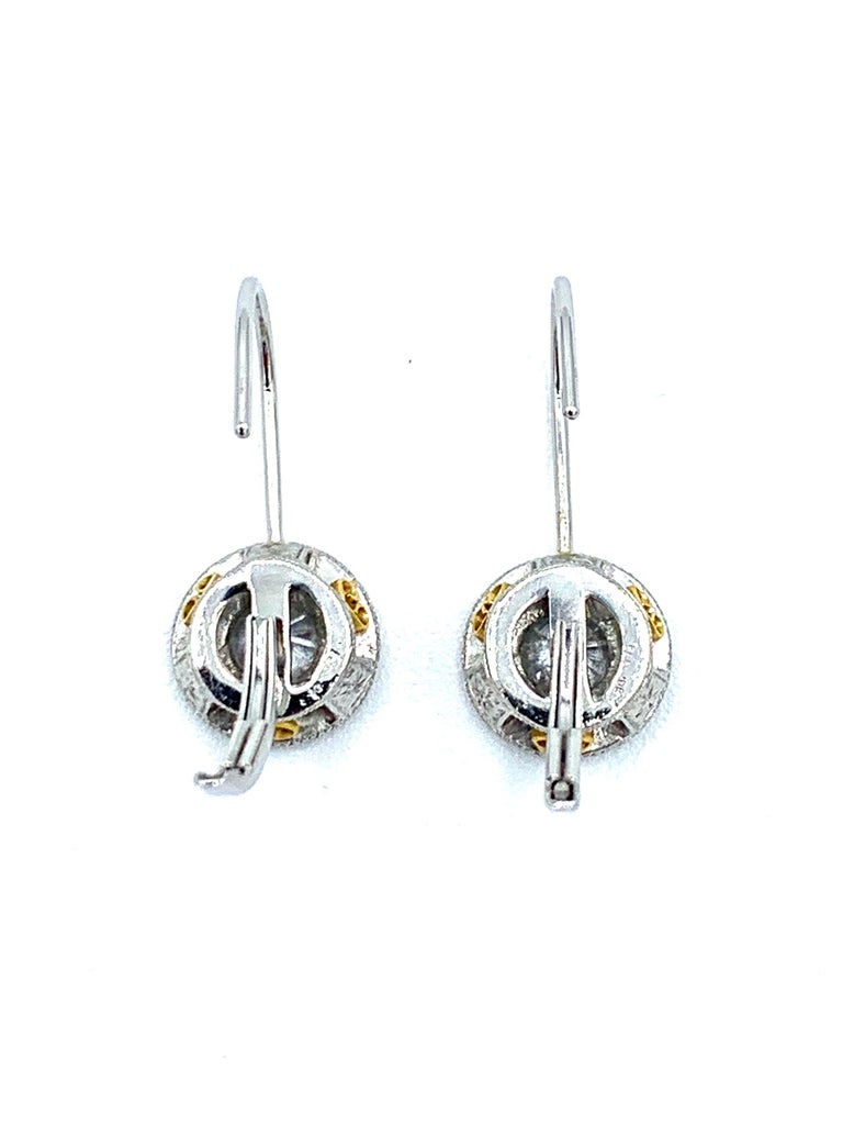 1.00 Carat Round Brilliant Diamond Platinum Dangle Earrings For Sale at