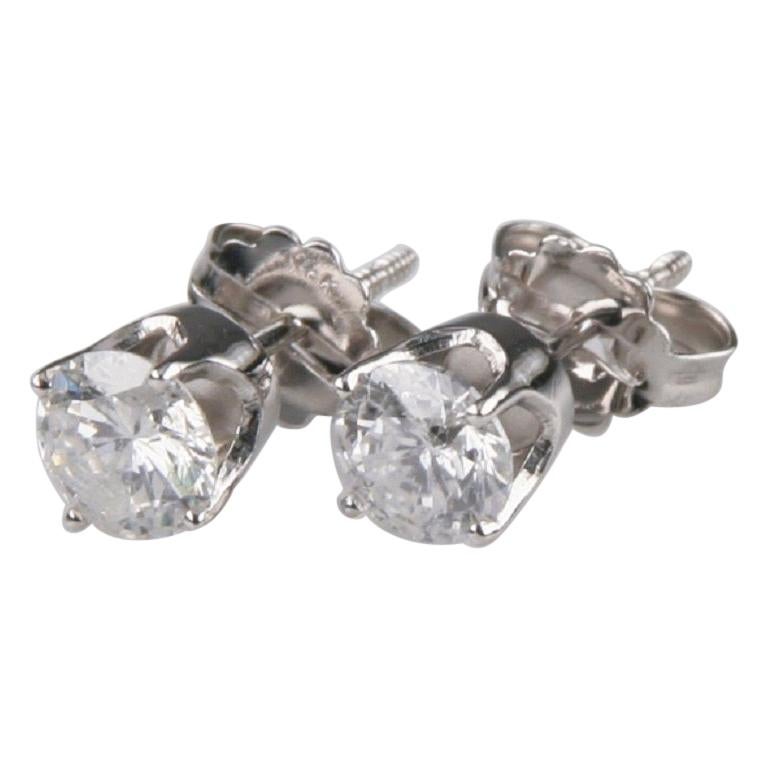 1.00 Carat Round Brilliant Diamond Stud Earrings Set in 14 Karat White Gold For Sale