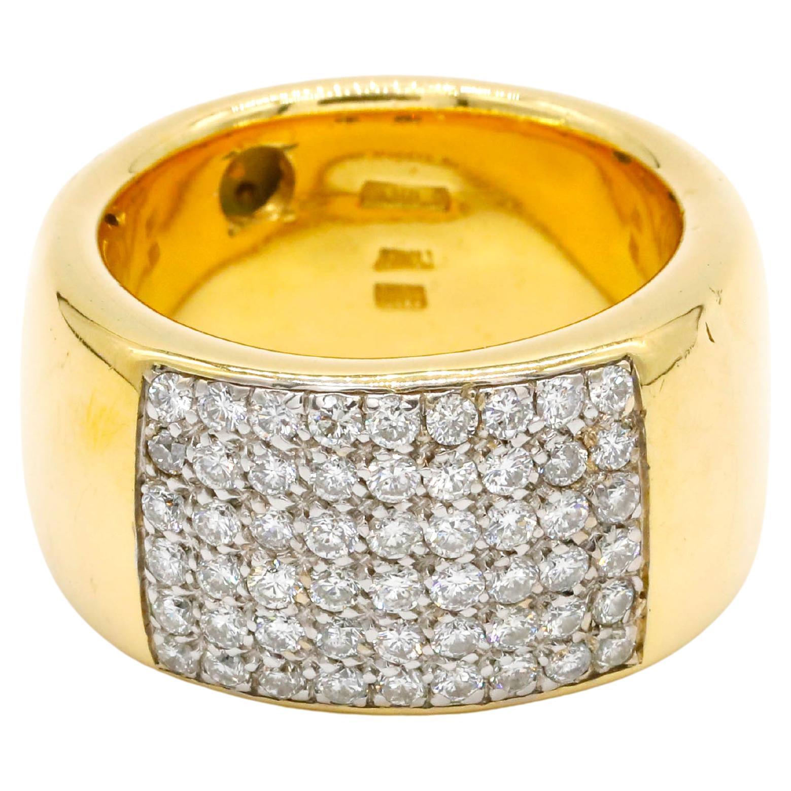 1.00 Carat Round Cut Diamond Pave in 18k Yellow Gold Fine Engagement Band Ring

This modern ring features a total of 1.00 carats of diamond round shape Set in 18K Yellow Gold.

We guarantee all products sold and our number one priority is your