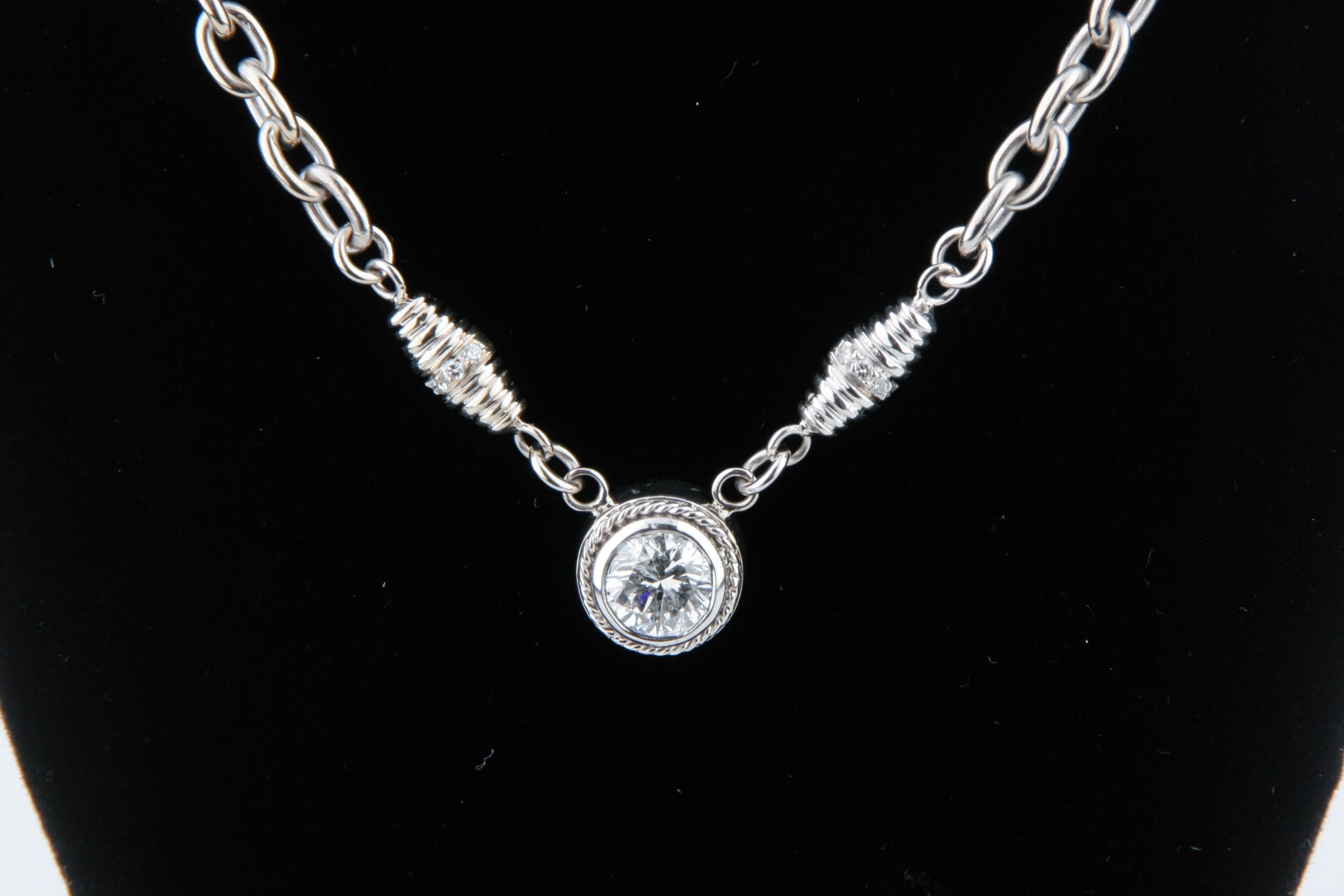 Round Cut 1.00 Carat Round Diamond Solitaire 18 Karat White Gold Pendant Necklace For Sale