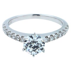 1.00 Carat Round Shape Brilliant Cut Diamond 18 Karat White Gold Engagement Ring