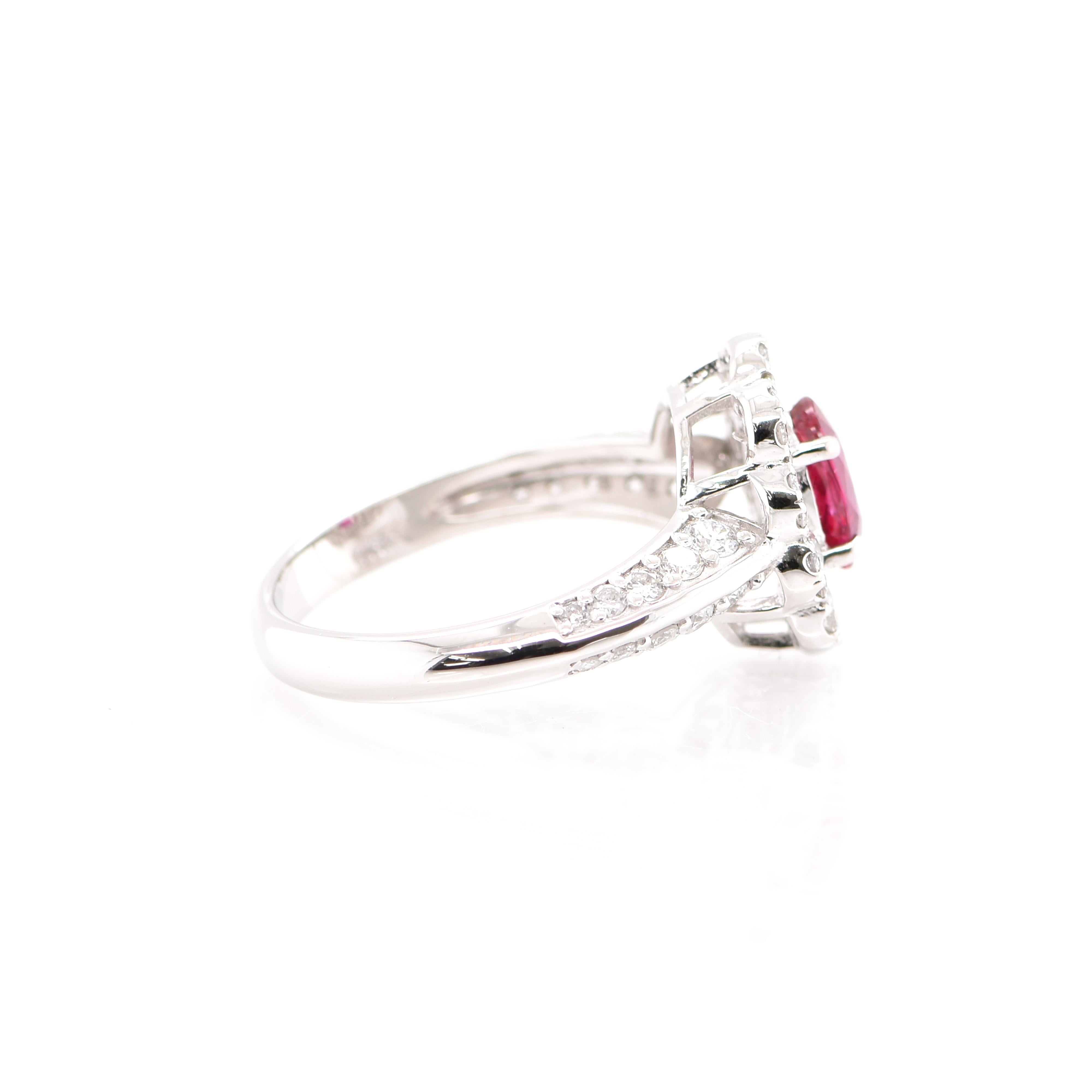 1.00 Carat Natural Ruby and Diamond Halo Ring Set in Platinum In New Condition For Sale In Tokyo, JP