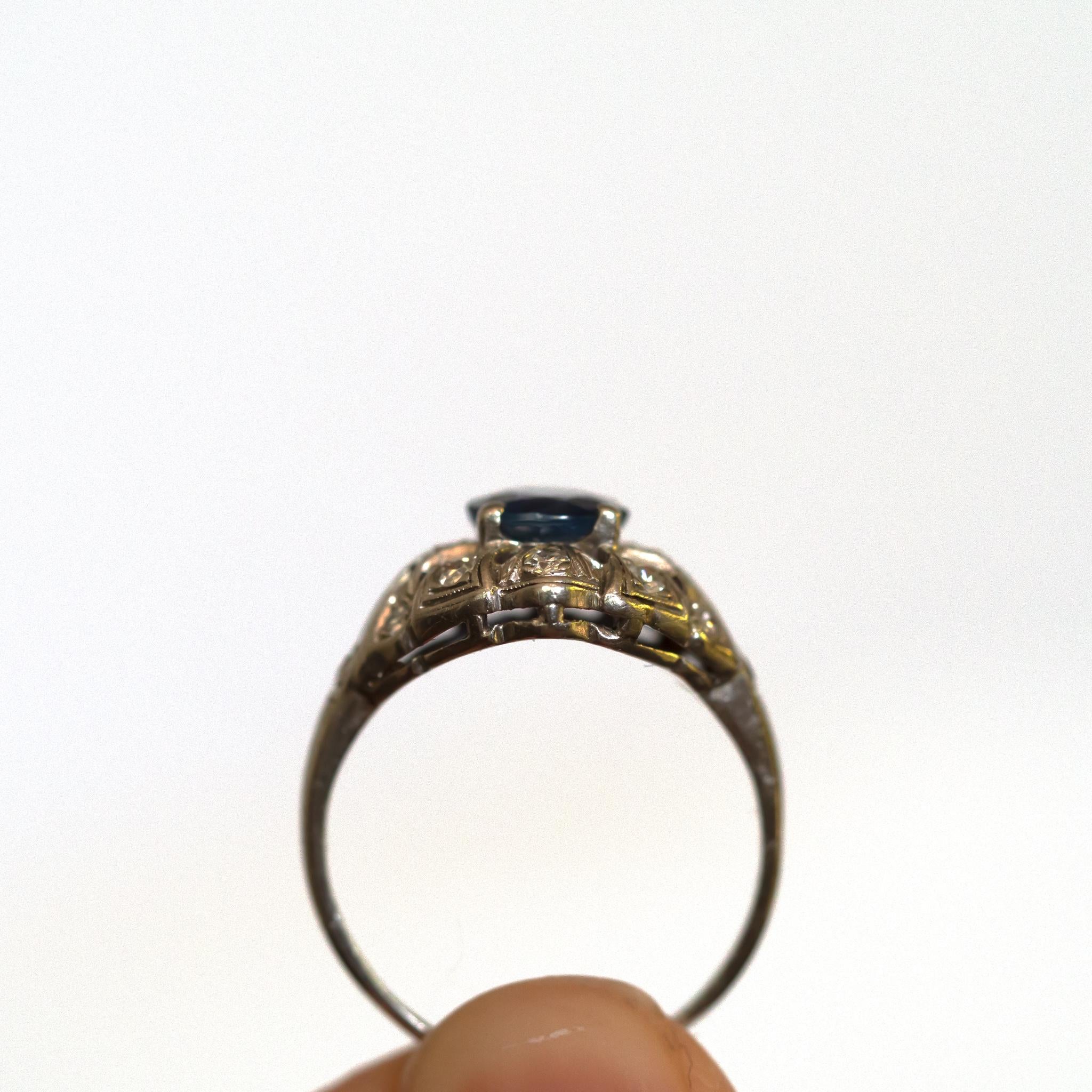 1.00 Carat Sapphire Platinum Engagement Ring Unisexe en vente